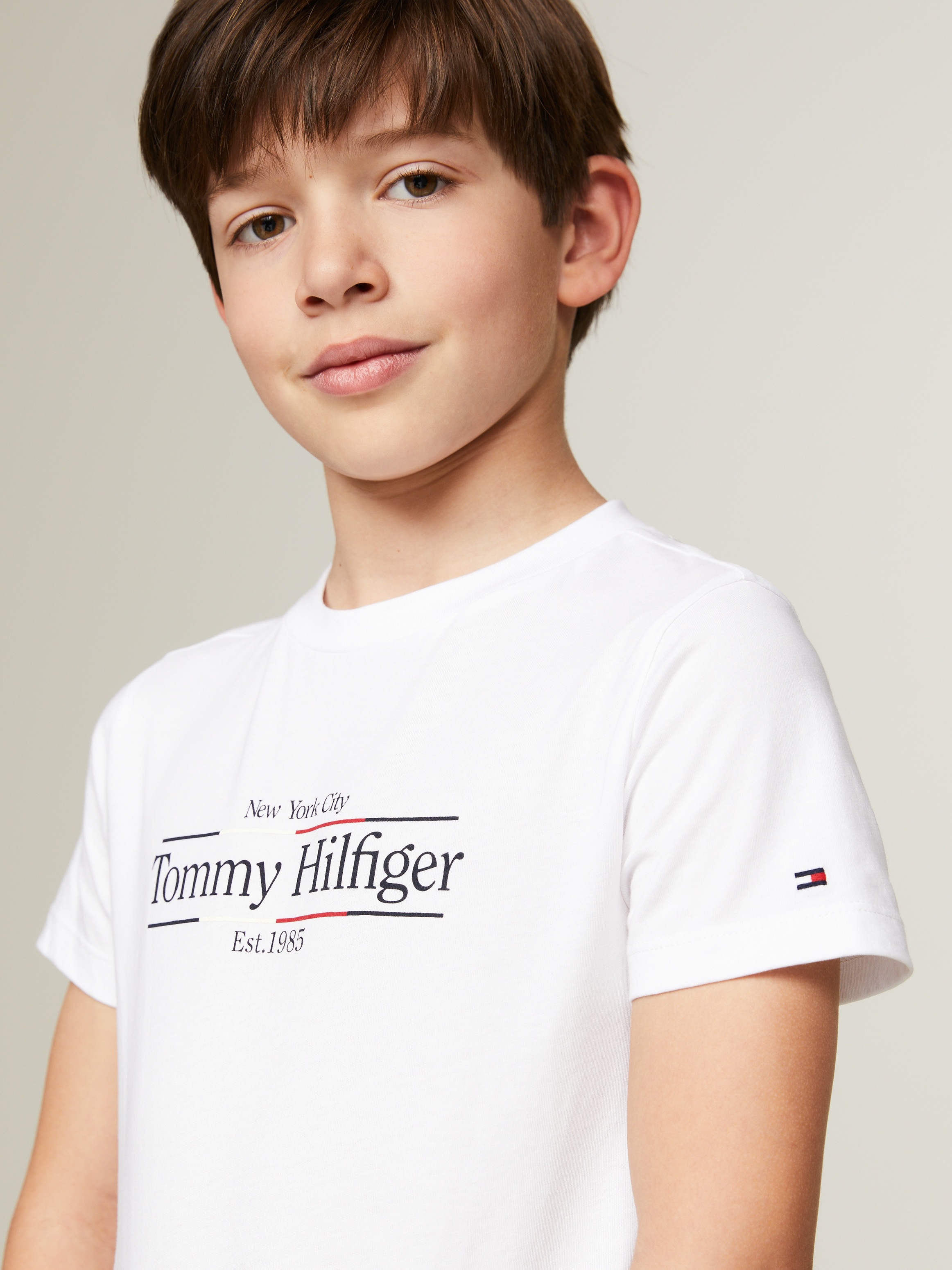 Tommy Hilfiger Kurzarmshirt »ICON PRINT REGULAR TEE SS«, Kinder bis 16 Jahre mit Logoprägung
