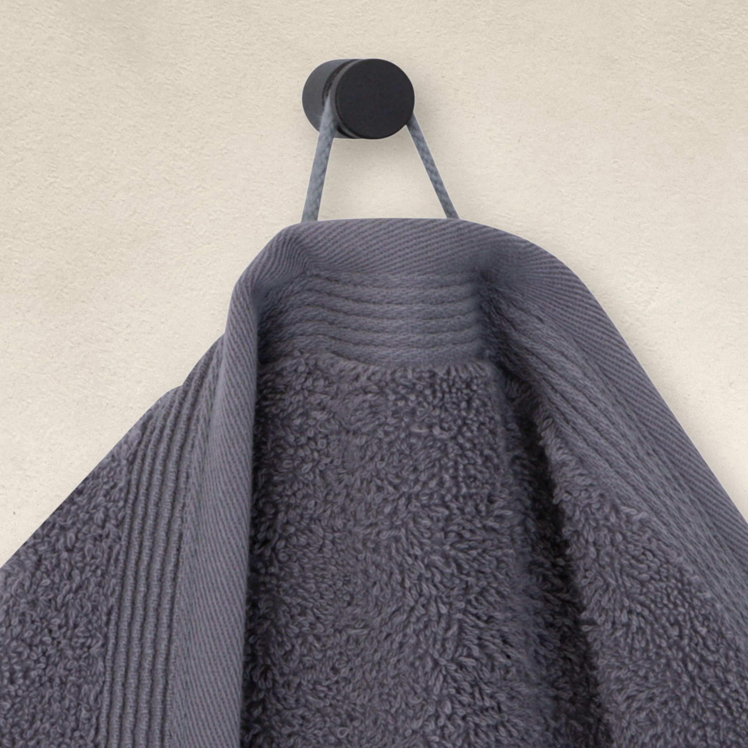 Möve Badetücher »Superwuschel 100% Premium Cotton Baumwolle,«, (2 St., 2 x 80 x 150 cm), Made in Germany, 2x Badetücher mit Bordüre, einfarbig, weich