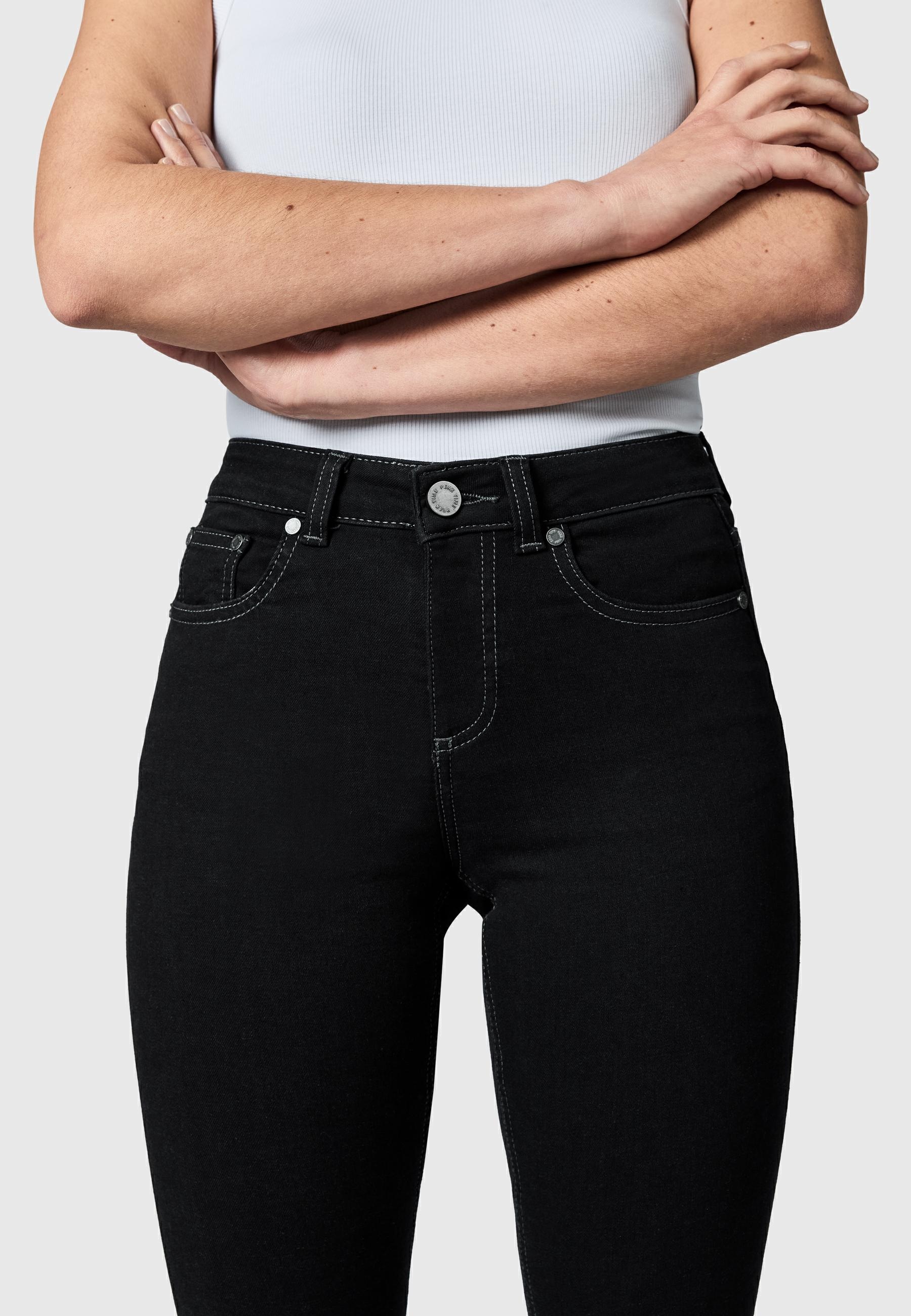PEAK TIME 5-Pocket-Jeans »Bootcut-Jeans Zenita« Damen Bootcut Jeans mit Logoprägung