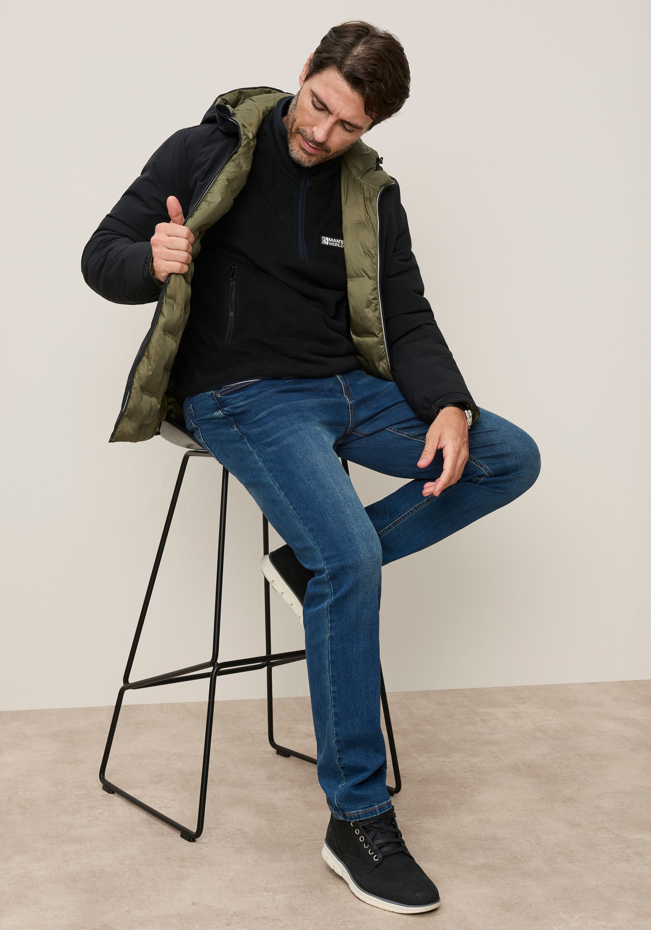 Man's World Wendejacke mit Kapuze 2- in-1 Jacke  beidseitig zu tragen von einer Seite gesteppt