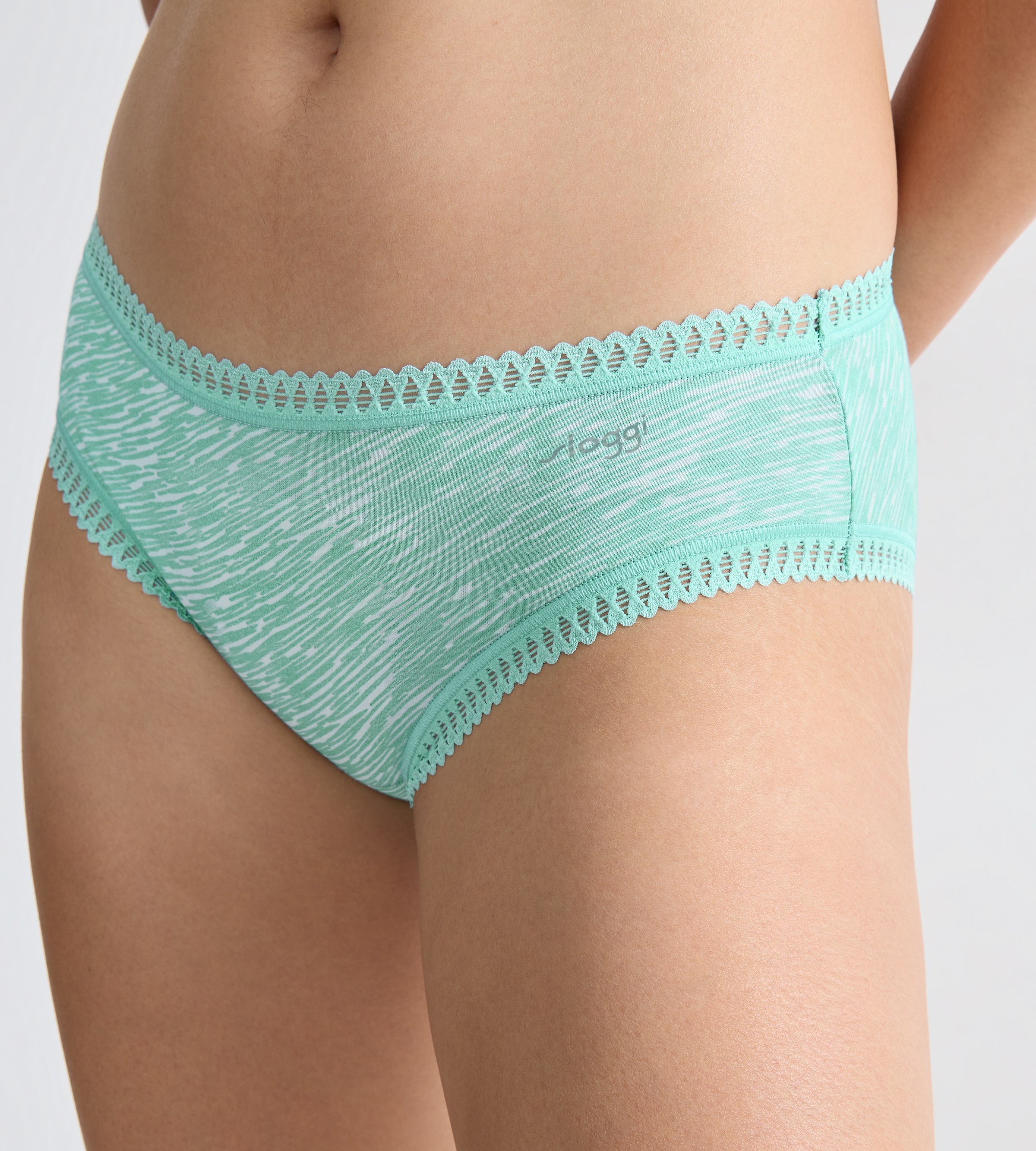 sloggi Slip »GO Crush Hipster C3P«, (3er Pack), mit Spitzendetails
