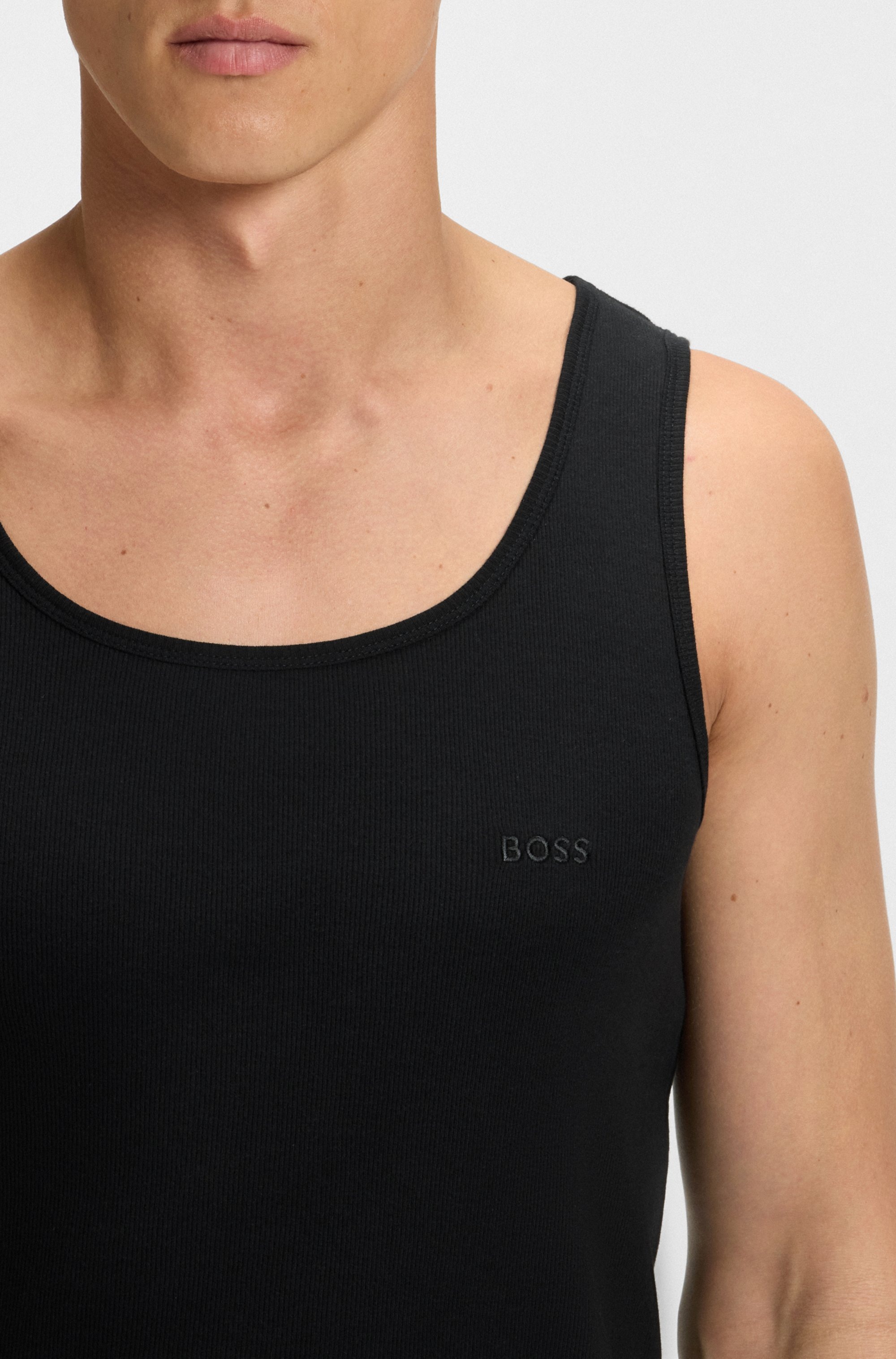 BOSS Tanktop »3P RibClassic BOSS ONE x David Beckham«, Ton in Ton Stickerei auf der Brust