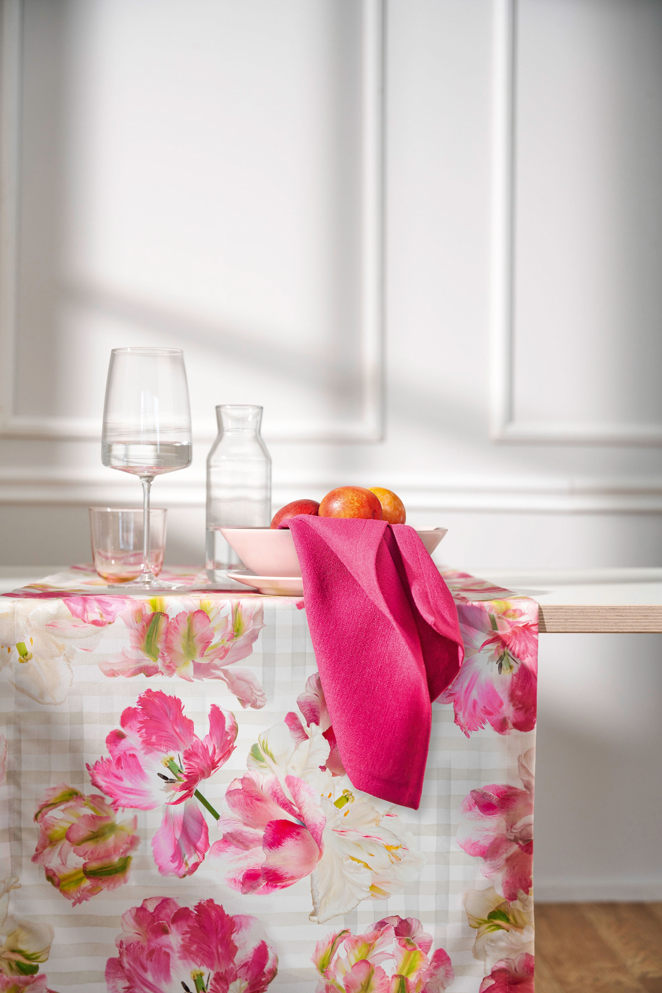 APELT Tischläufer »6405 SPRINGTIME, Frühjahrsdeko, Frühling« Digitaldruck