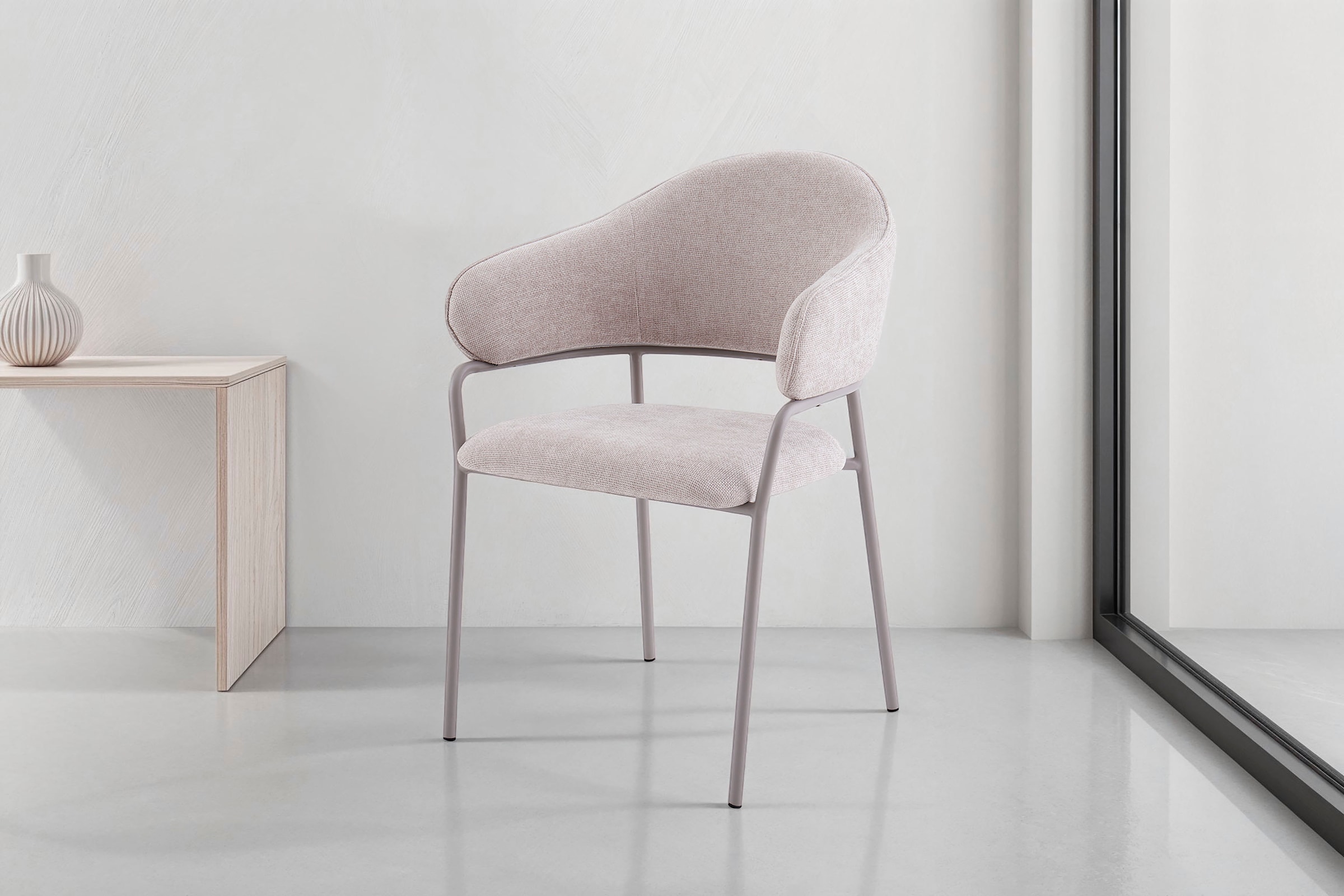 byLIVING Esszimmerstuhl »Curve« (Set) 2 Stk.moderner Stoff Stuhl mit gemütlichem Sitzkomfort, verschiedene Farben.