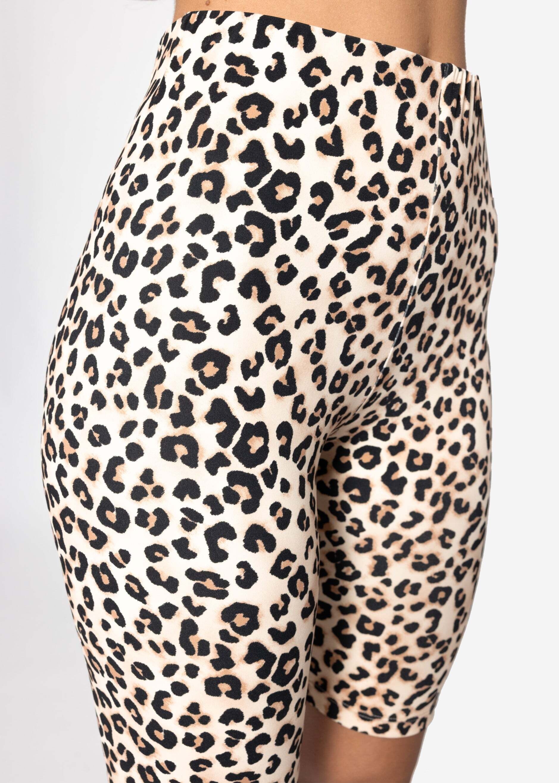 SASSYCLASSY Leggings »Sport Radler Hose mit Leo-Print«  Komfortable Leggings mit breitem Bund aus elastischem Material