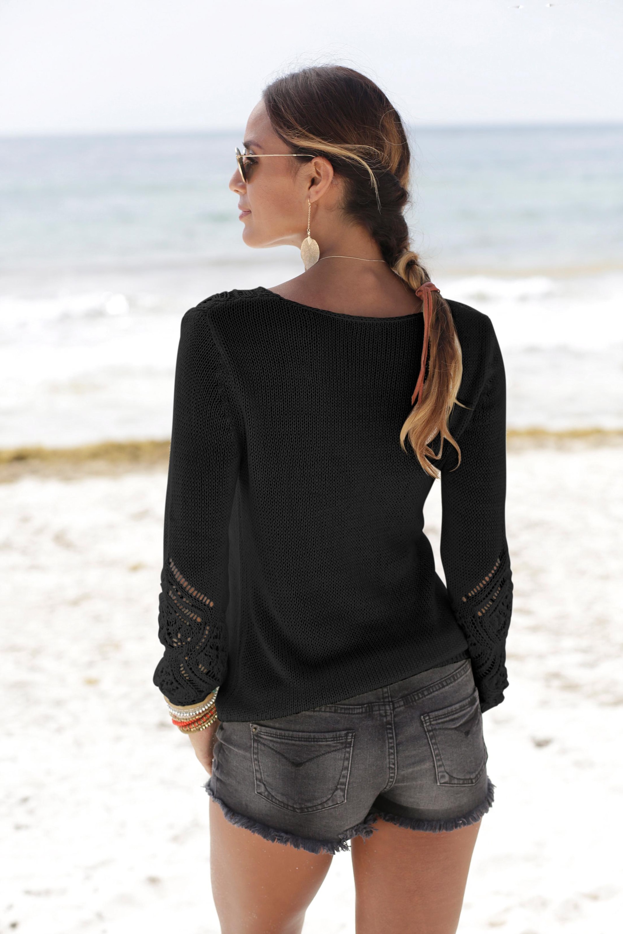 LASCANA Strandpullover, mit tollem Ajourmuster am Ausschnitt, Strickpullover, Damenpullover