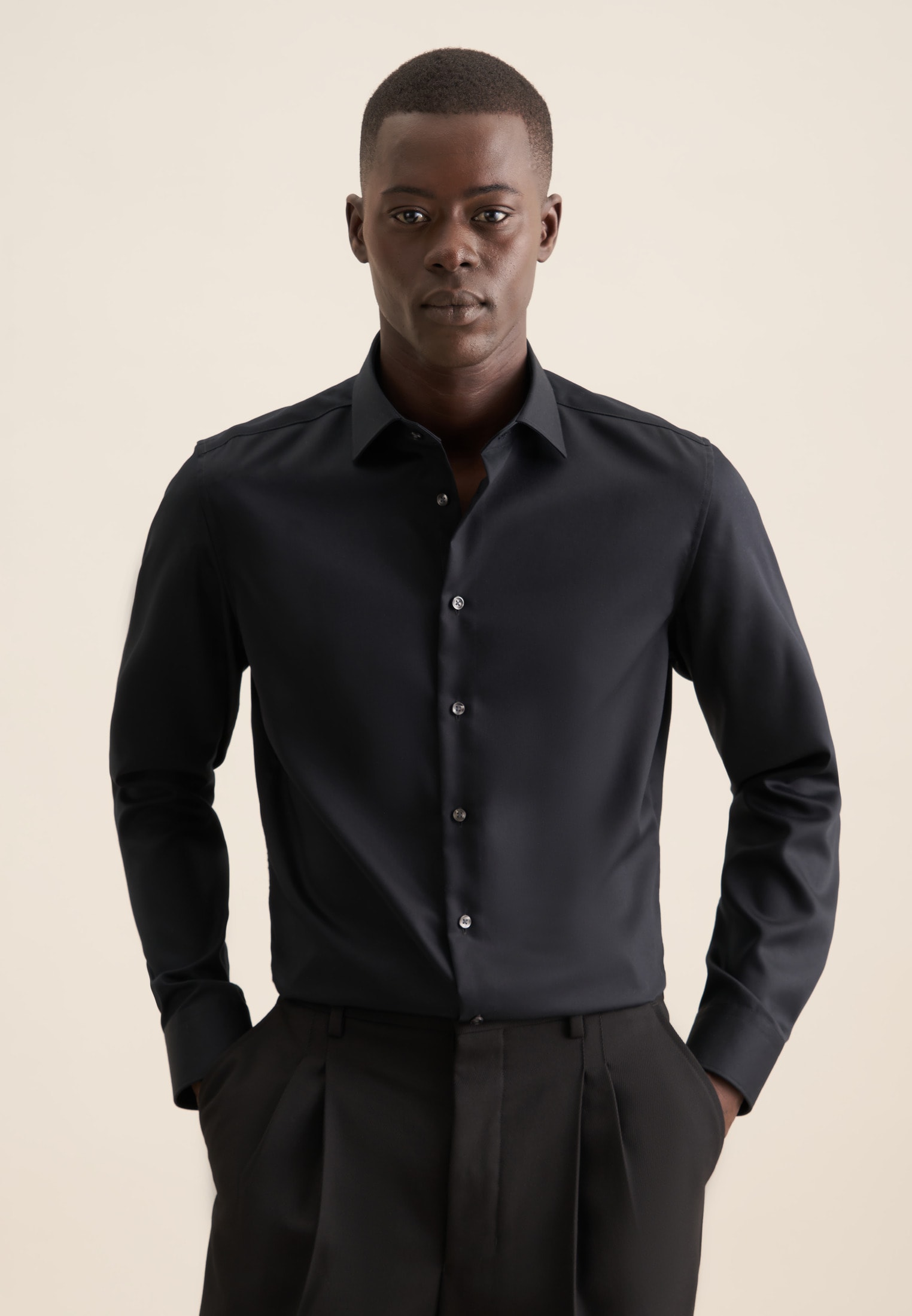 Seidensticker Herren Businesshemd »Schwarze Rose�« X-Slim 1/1 Kentkragen Uni in schwarz, Größe XL (43)