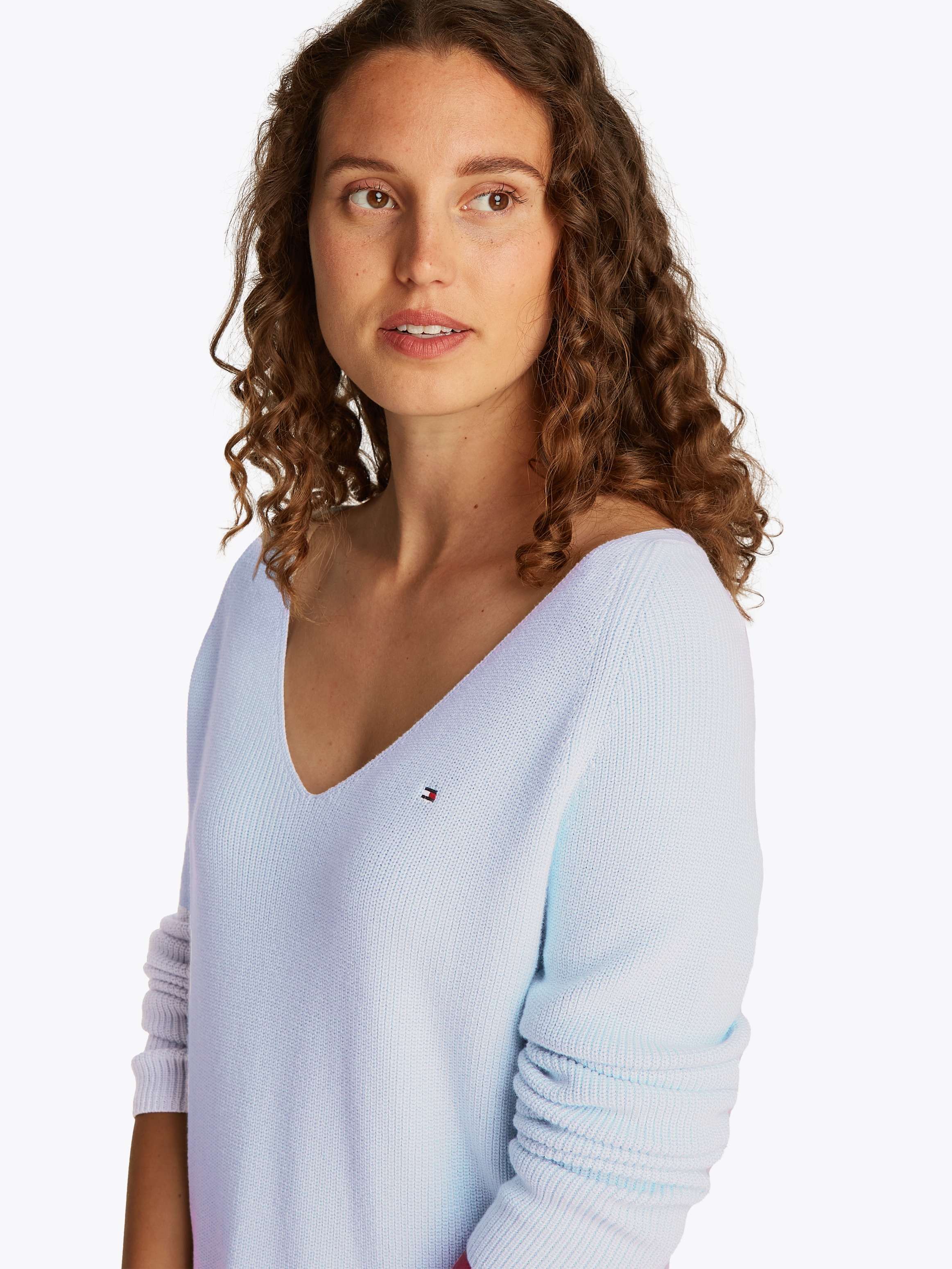 Tommy Hilfiger Strickpullover »CO CARDI STITCH V-NK LS«, mit Logostickerei