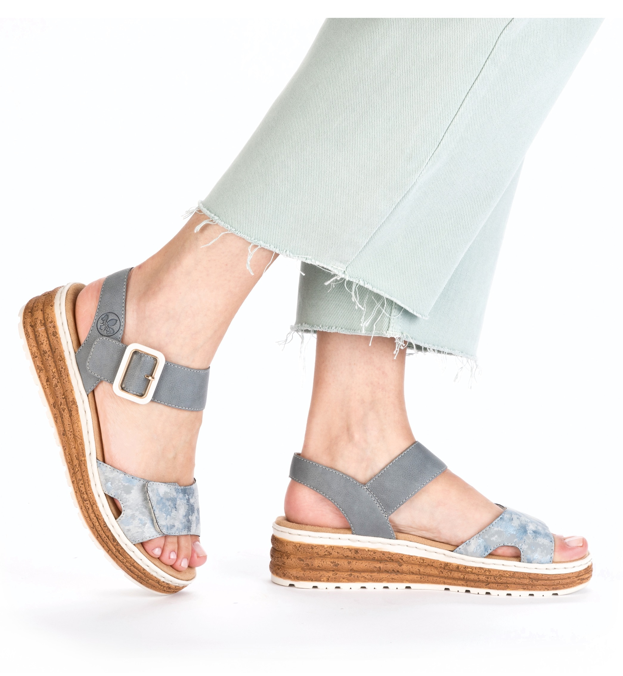 Rieker Plateausandale, Sandalette, Sommerschuh, Keilsandale mit praktischen Klettverschlüssen