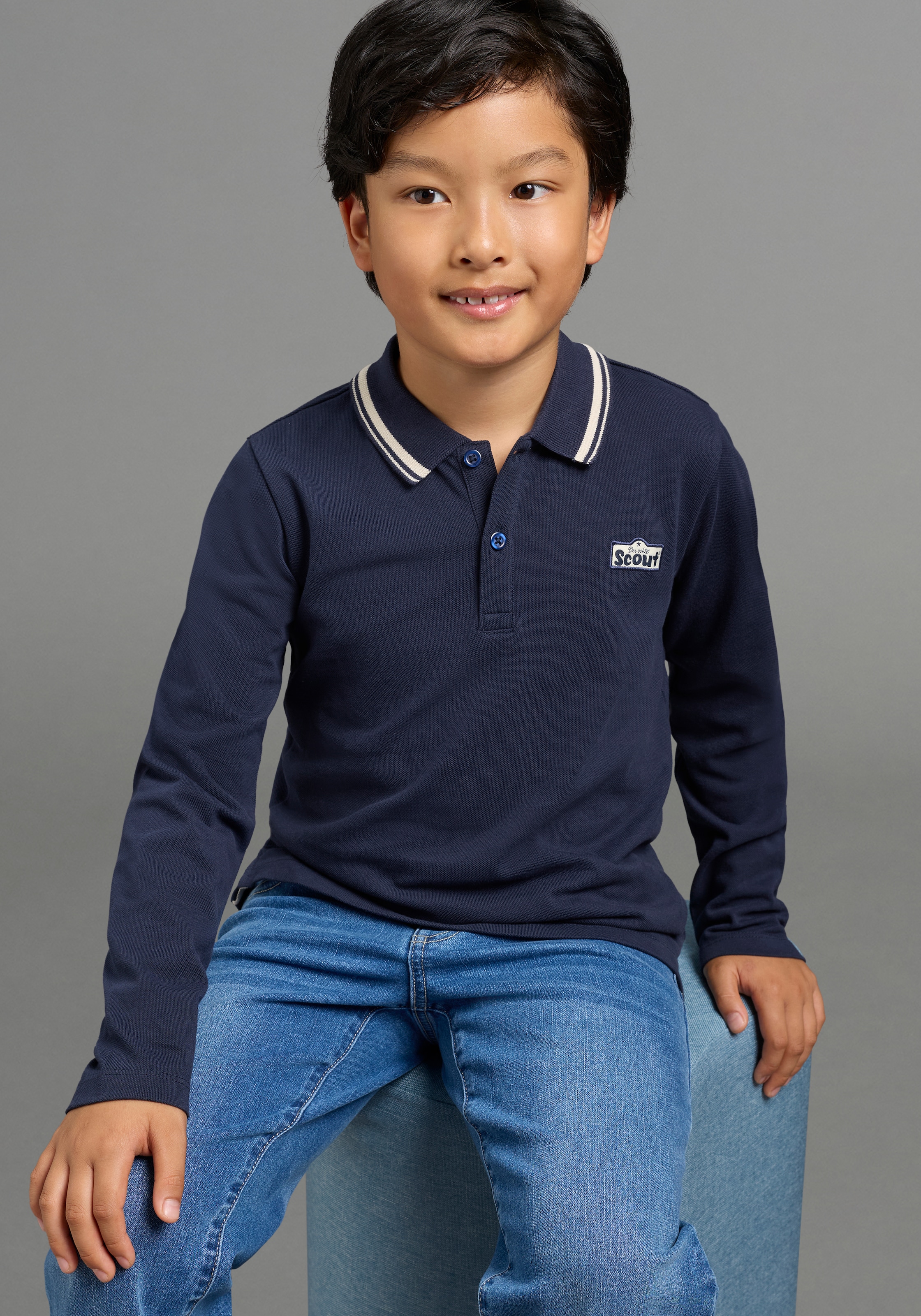 Scout Poloshirt »Polo-Piqué Shirt mit Badge - NEU von SCOUT« Langarm, mit Polokragen und Knopfleiste, mit Seitenschlitzen am Saum