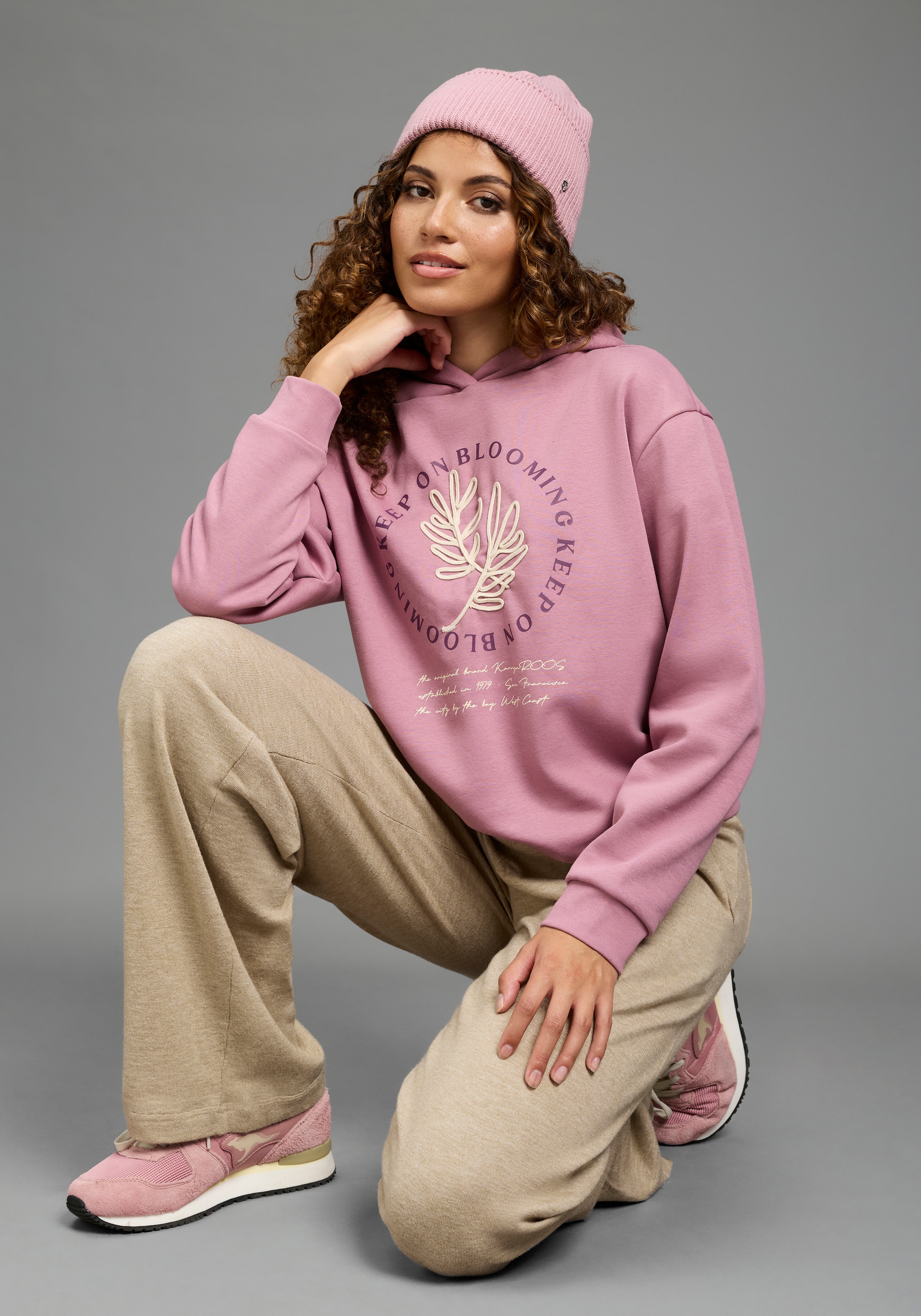 KangaROOS Kapuzensweatshirt , mit Kapuze, weite Passform, hüftlange Form, auch in großen Größen
