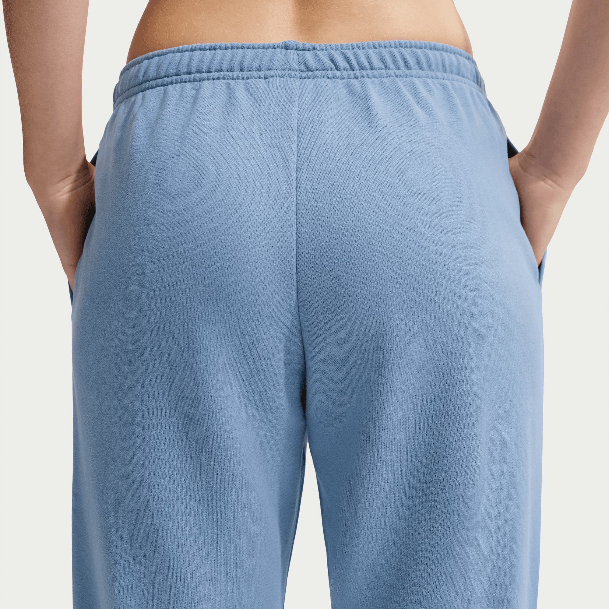 Nike Sportswear Jogginghose »W NK STDO FLC LW MR STD CF PNT«  Jogginghose aus Sweatware, mit elastischem Bund, auch in großen Größen