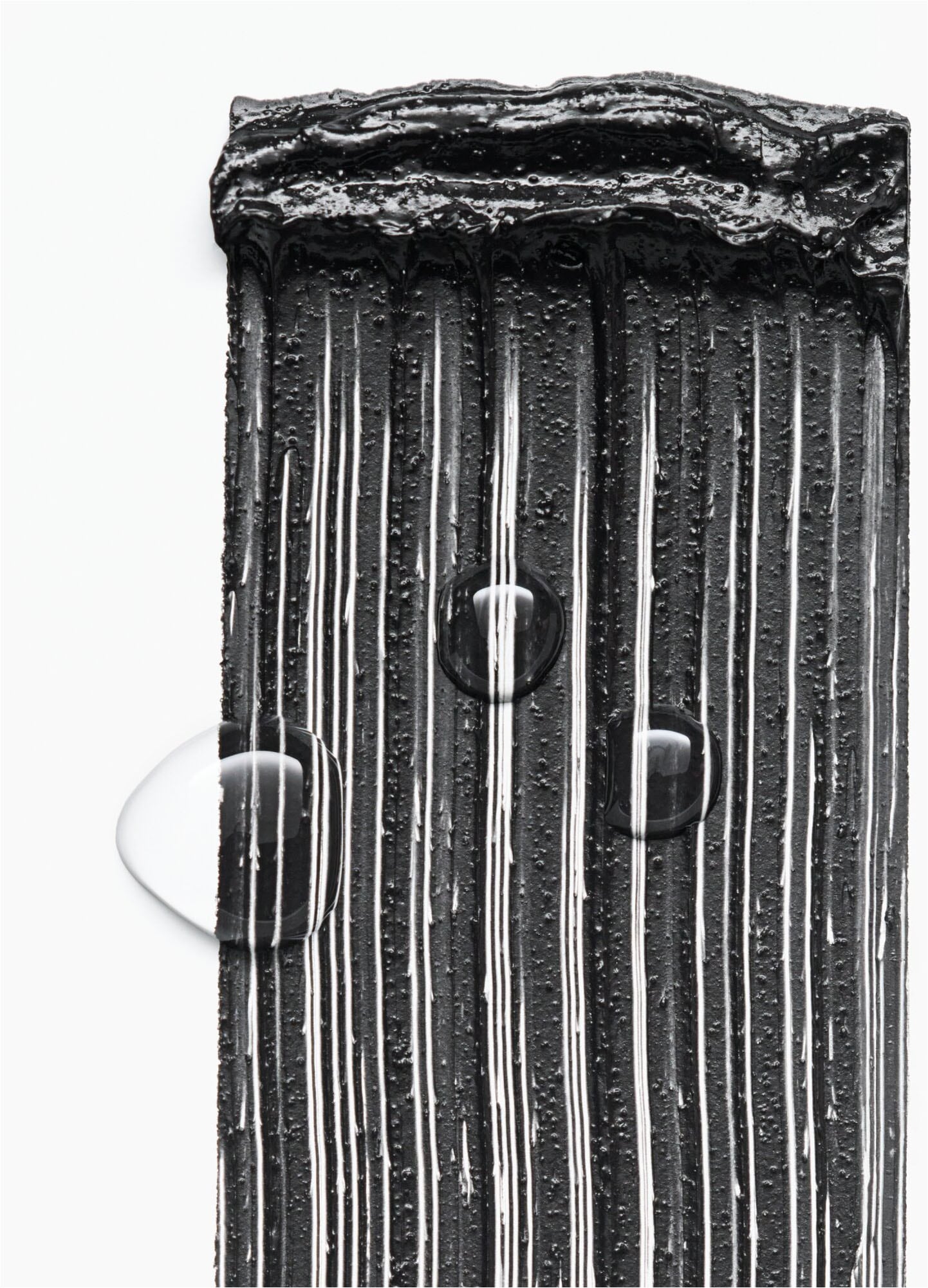 Catrice Mascara »Hyper Lash Waterproof Mascara«, Betont jede Wimper einzeln für einen intensiv ausdrucksstarken Blick