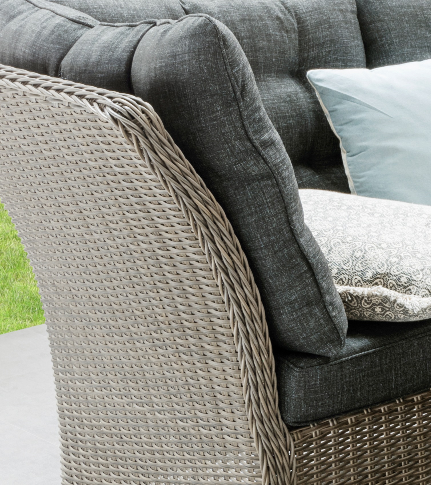Destiny Garten-Essgruppe »PALMA LUNA«, (16 tlg., 2x Schenkel, 1x Eckmodul, 2x Sessel, 1x Tisch, inkl. Auflagen), Aluminium, Polyrattan