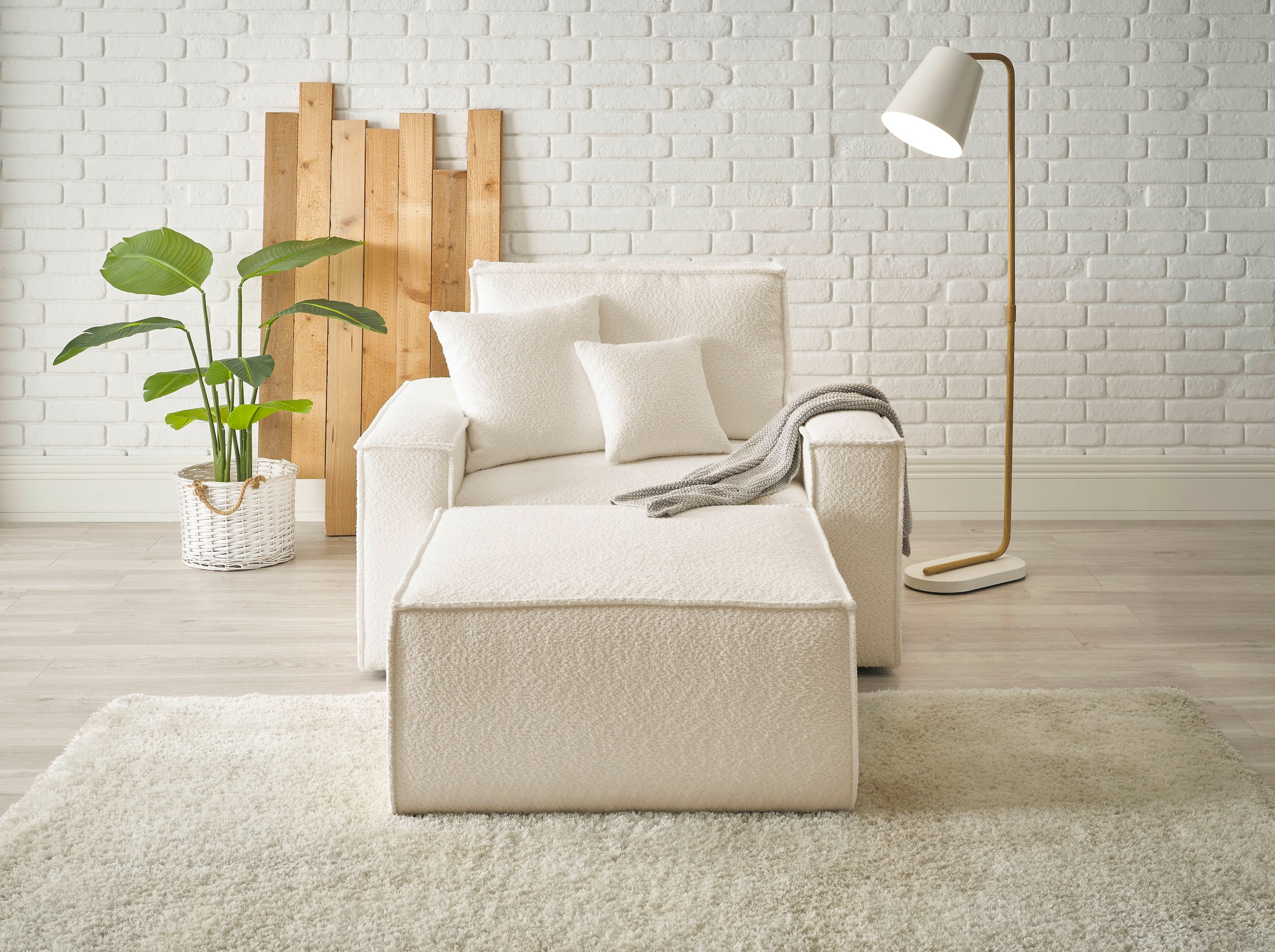 OTTO home Loveseat »FINNLEY Bouclé, Loveseat & Hocker im Set, inkl. Zierkissen« 2 Stk. tlg. verfügbar in den Stoffqualitäten Bouclé, Struktur fein und Mega Cord