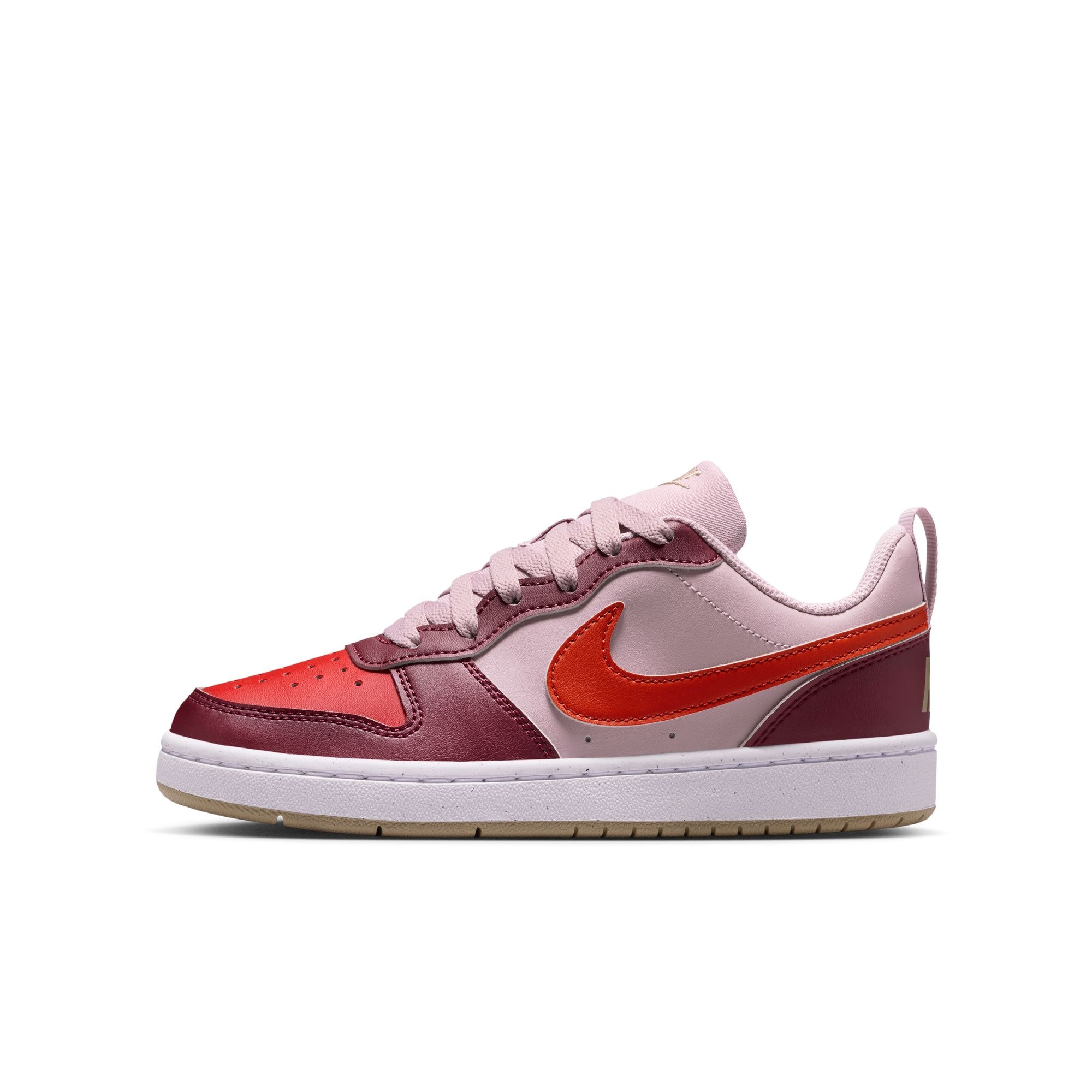 Nike Sportswear Sneaker »Court Borough Low Recraft«, Design auf den Spuren des Air Force 1