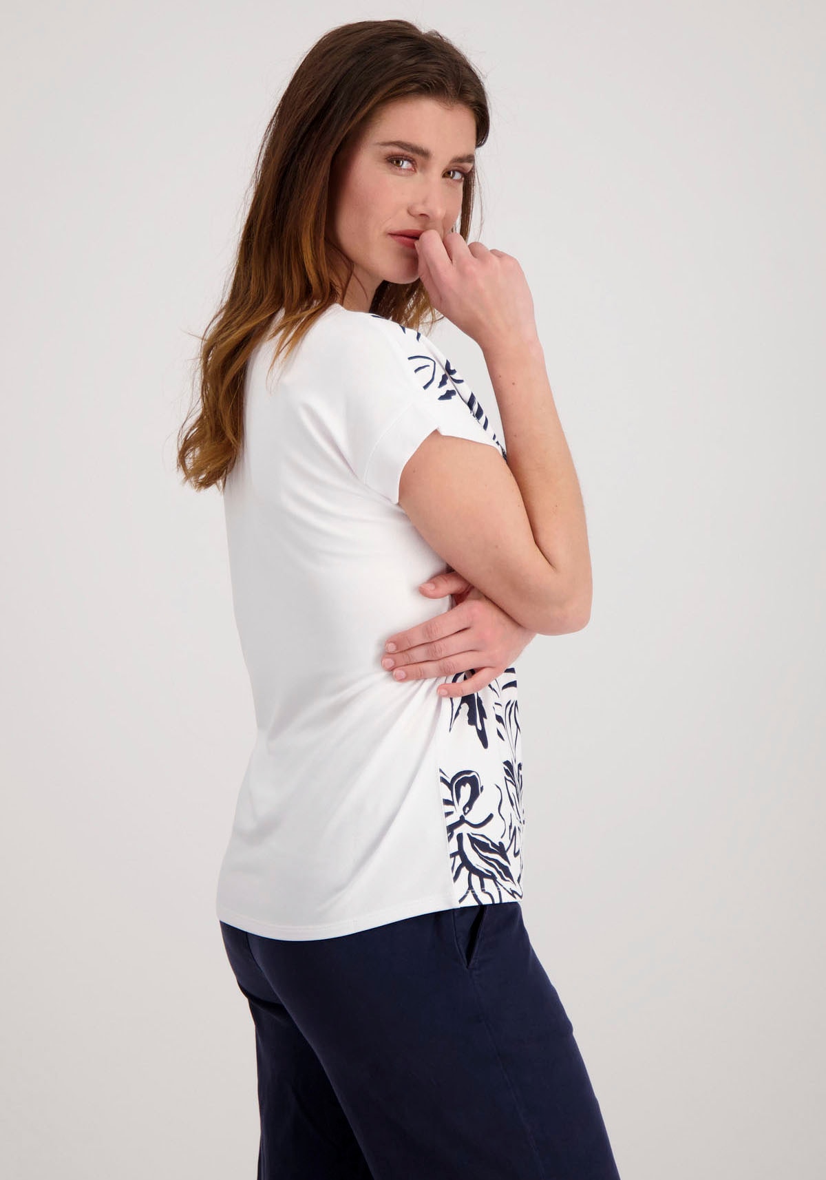 Monari Rundhalsshirt, mit Blumenprint bestellen online bei OTTO | T-Shirts