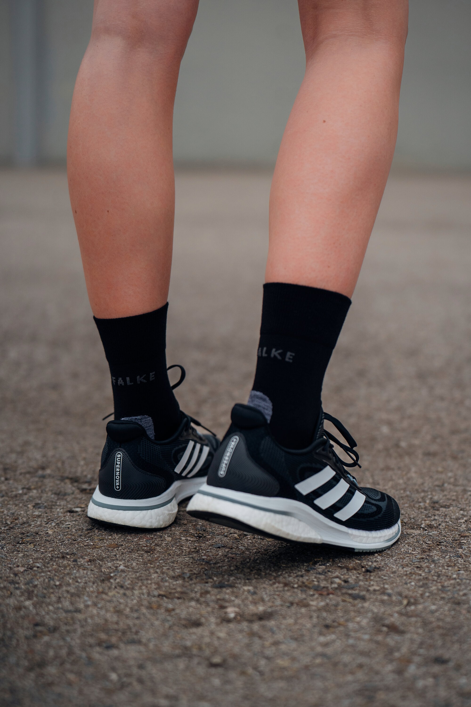 FALKE Socken »RU4 Endurance Wool« 1 Paar tlg.