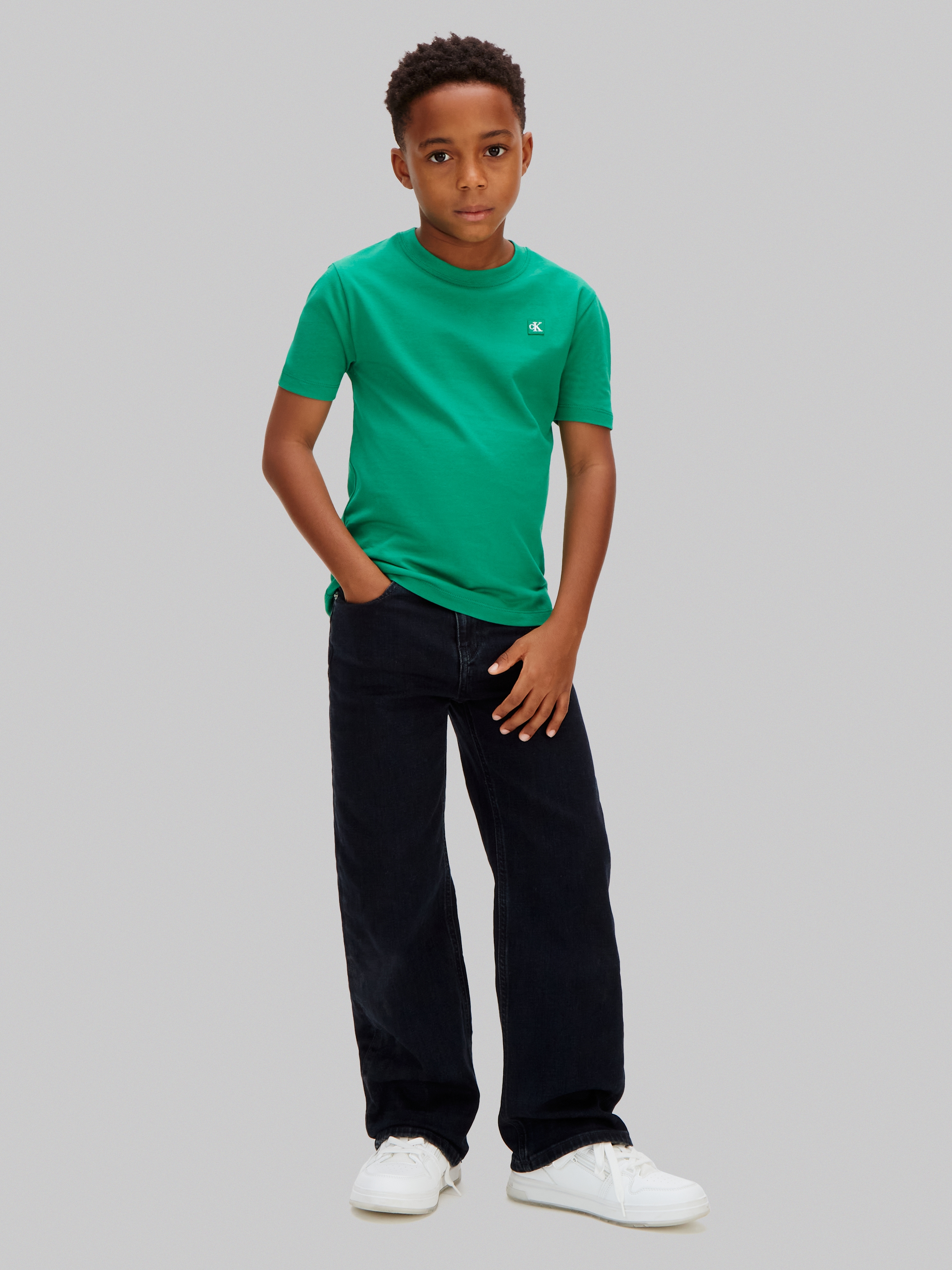 Calvin Klein Jeans T-Shirt »MONO MINI BADGE T-SHIRT« Regular fit für Kinder