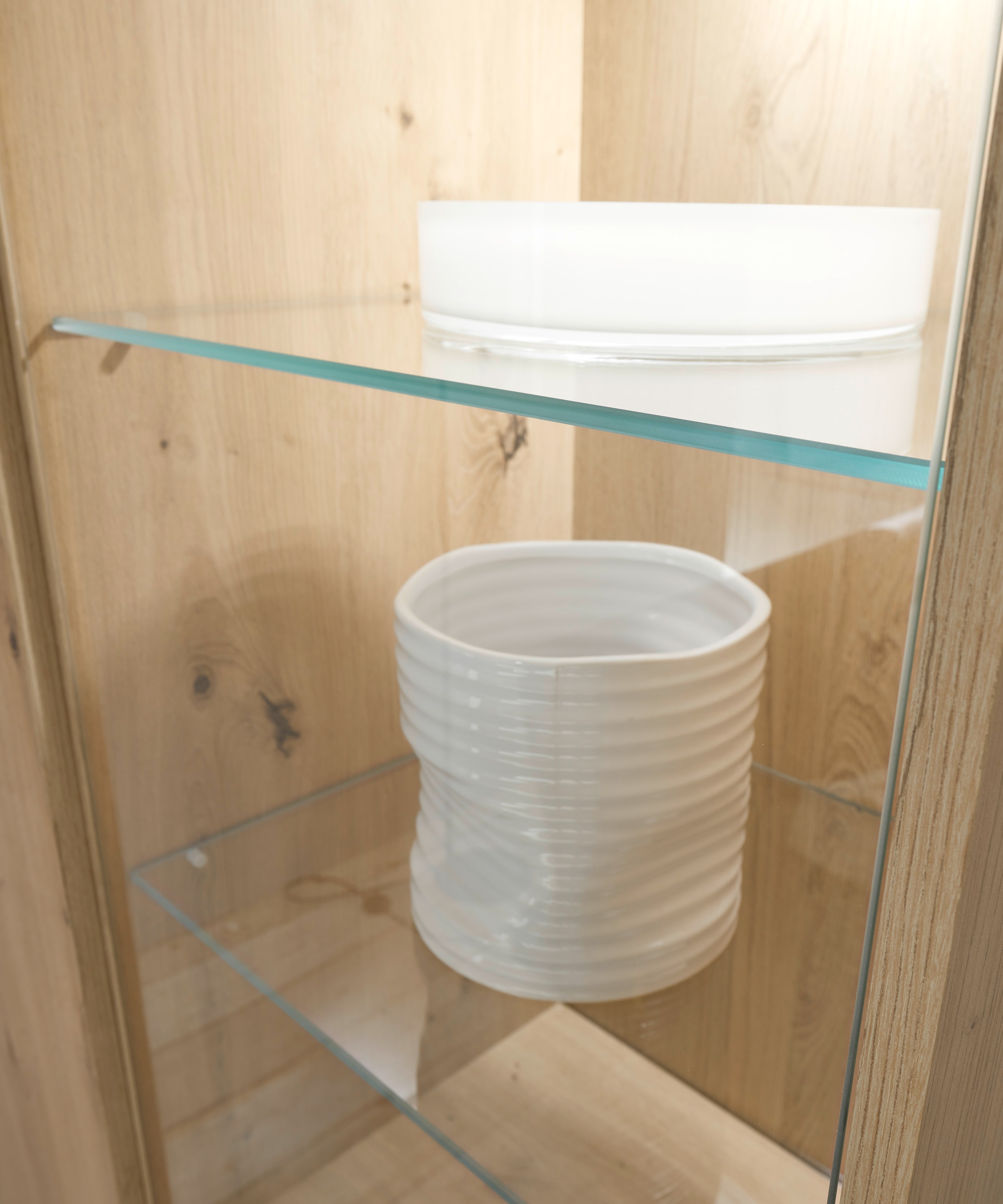 HBZ Highboard »Lille mit LED-Beleuchtung, Wohnzimmerschrank BxHxT 75x140x38 cm«, (1 St.), Mit 3 Türen, 4 Einlegeböden und 1 Glasboden, BxHxT 75x140x38 cm