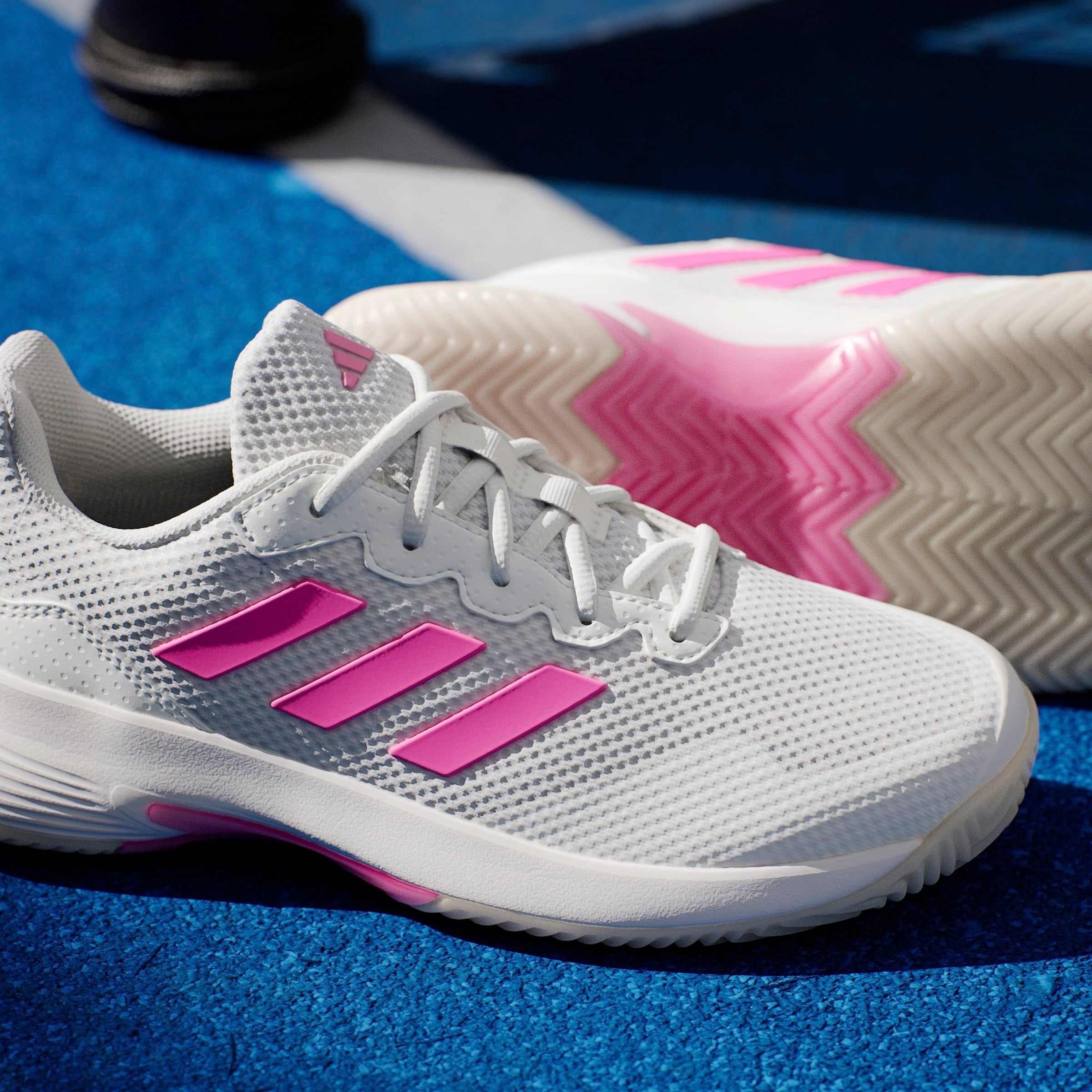 adidas Performance Tennisschuh »GAMECOURT 2.0«, geeignet für Hartplatz und Sandplatz
