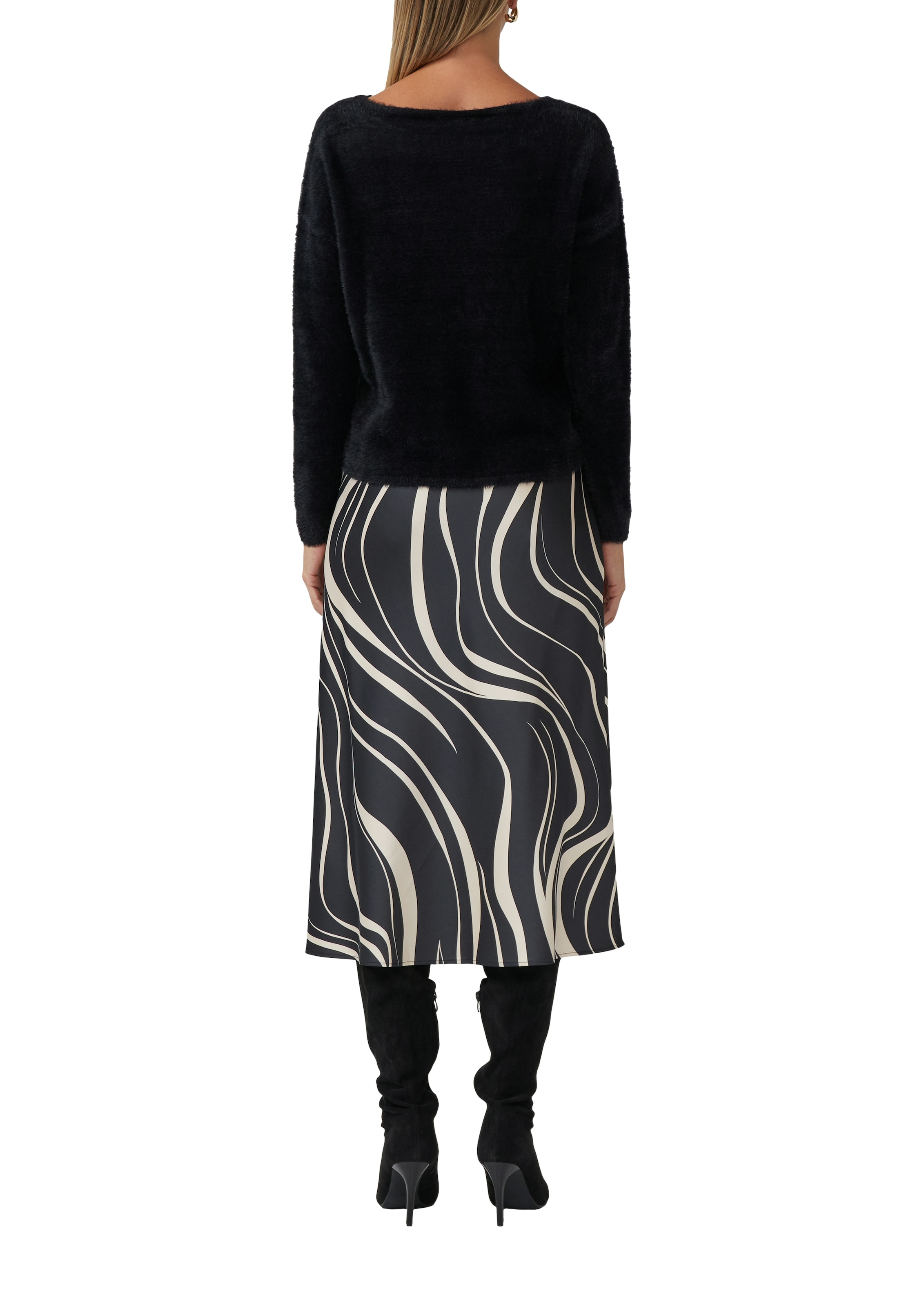 s.Oliver BLACK LABEL Strickpullover, flauschig, mit U-Boot-Ausschnitt
