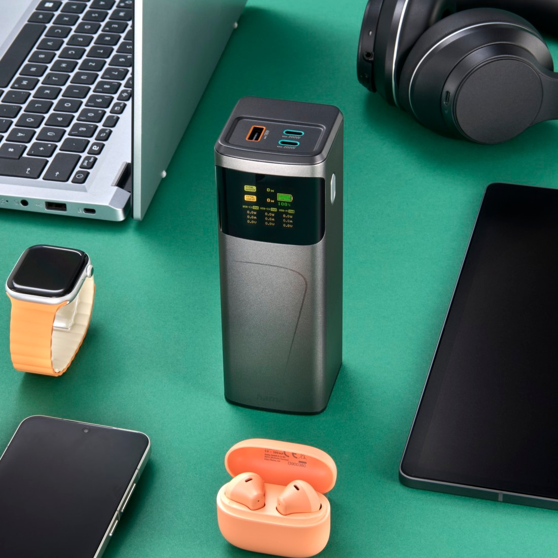Hama Powerbank »Powerbank (200 W, 24000 mAh, 2x USB-C, 1x USB-A, Schnellladen)«