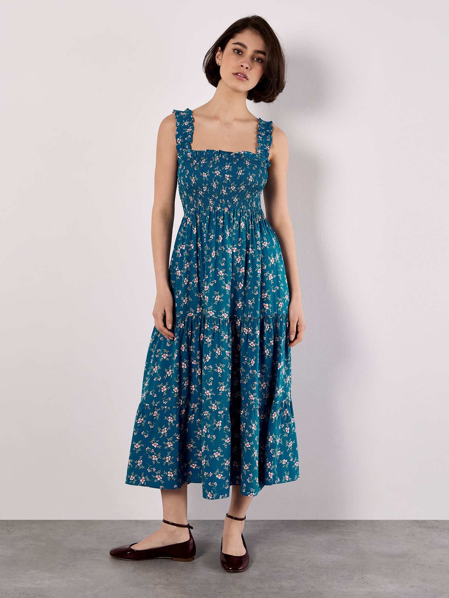 Apricot Volantkleid »Midikleid« Nicht angegeben,  mit Smokdetails