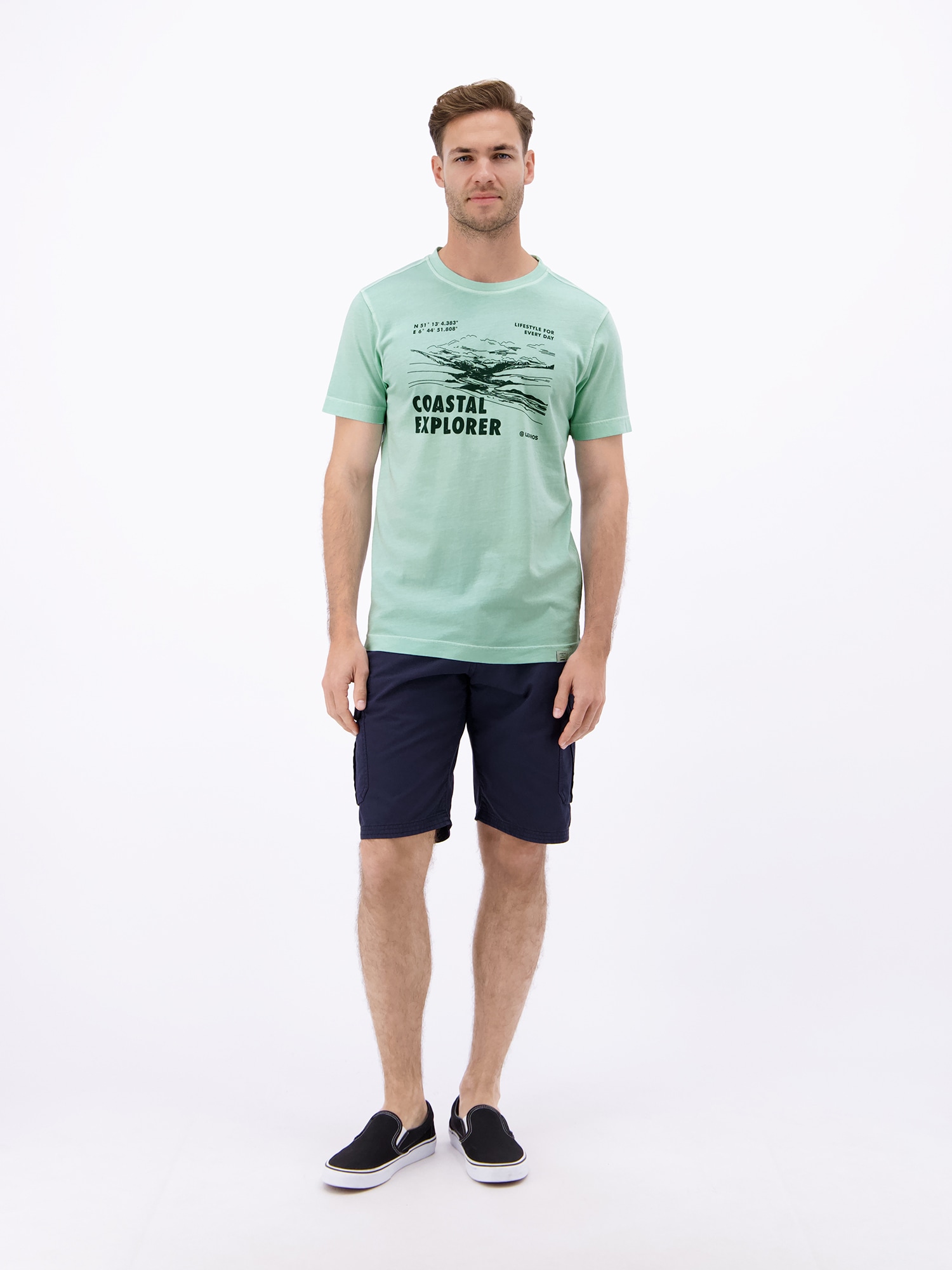 LERROS T-Shirt »T-Shirt mit O-Neck und Frontprint«