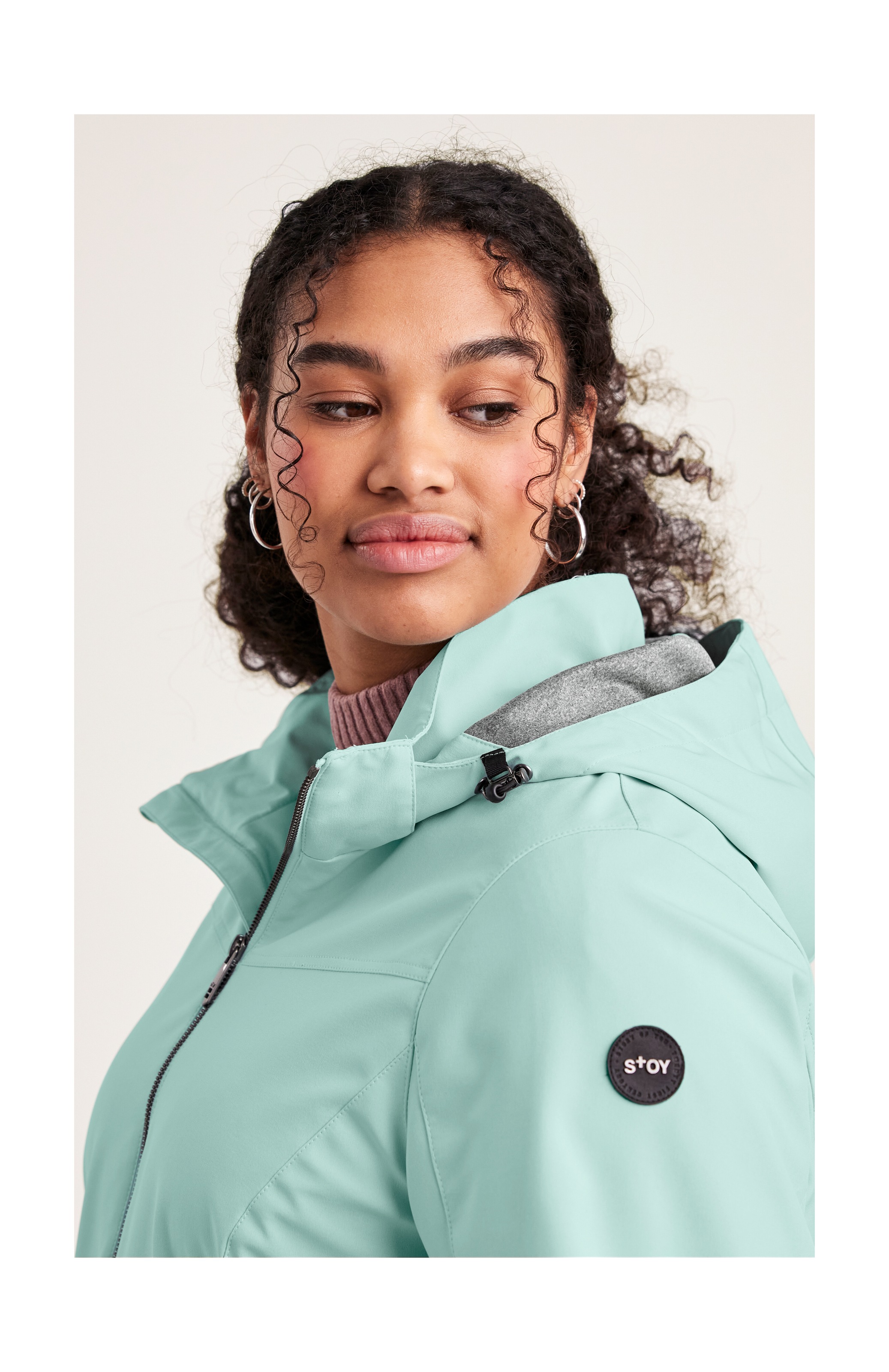 STOY Softshelljacke »STS 1 WMN SFTSHLL JCKT«, Damen Softshelljacke: wasserabweisend, atmungsaktiv, umweltfreundlich