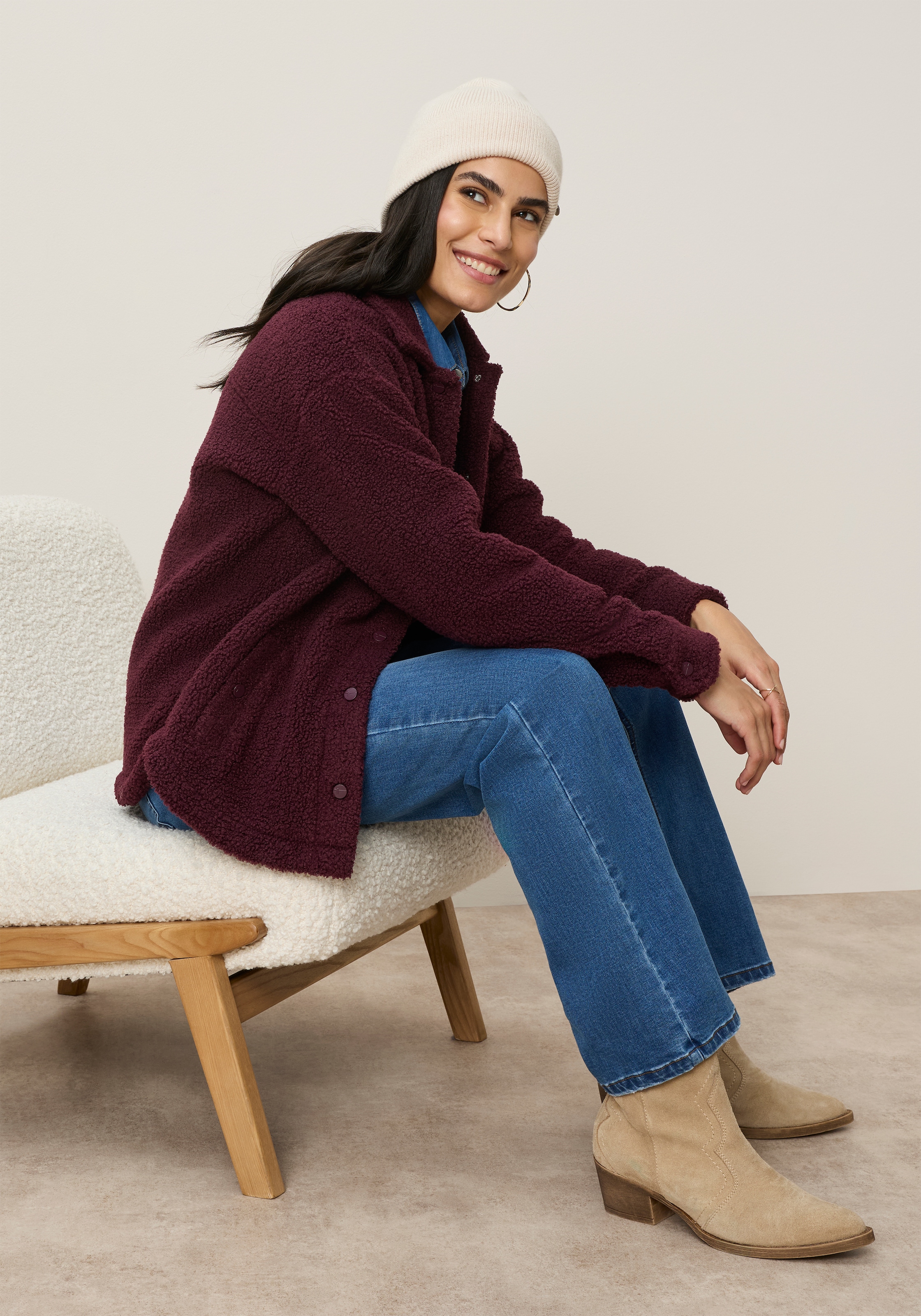 Tamaris Fleecejacke aus Teddy Fleece Jacke mit Hemdkragen und Druckknöpfen