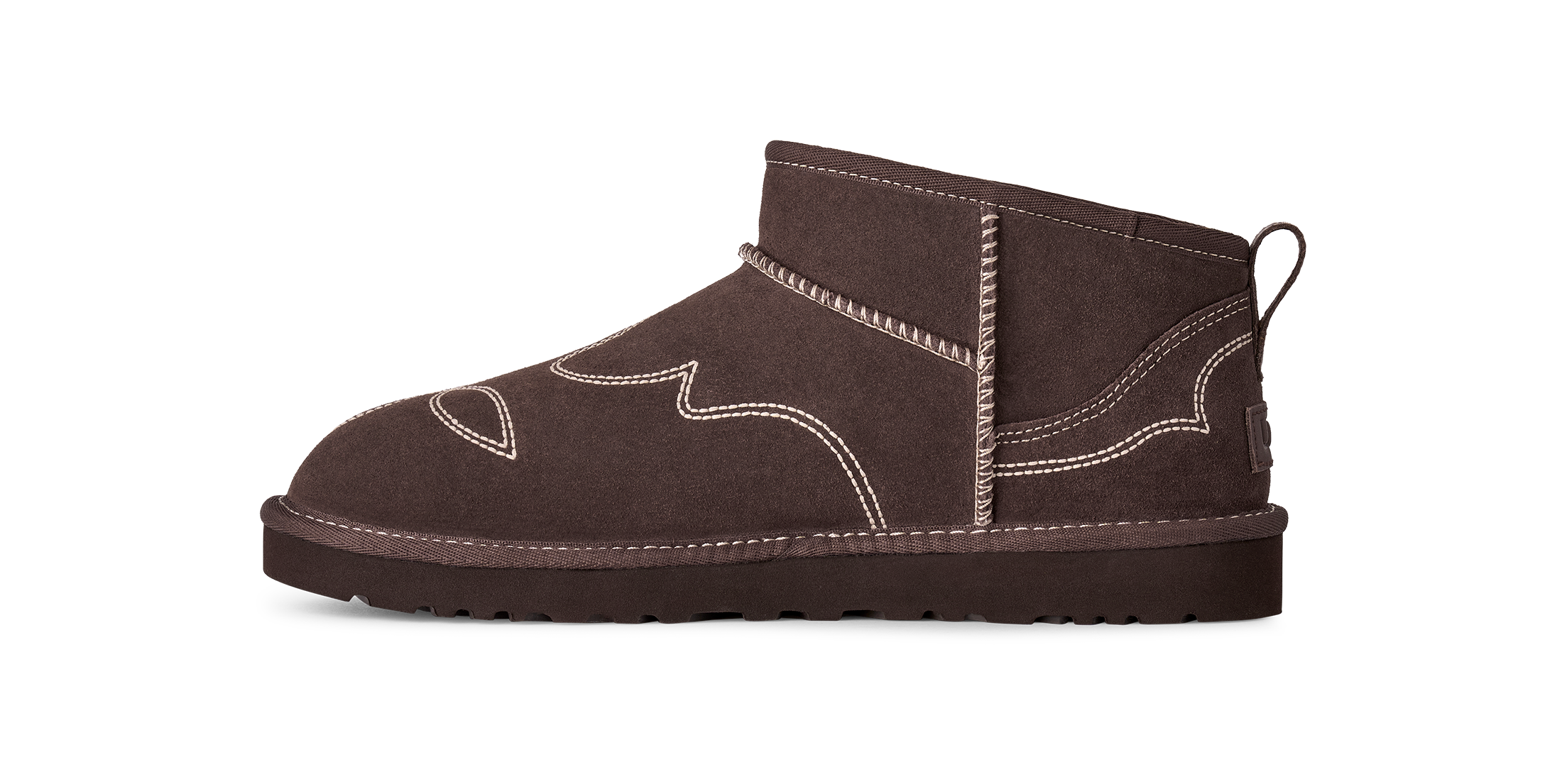 UGG Schlupfboots »UNISEX, M CLASSIC ULTRA MINI WESTERN«  Boots mit Logo-Aufnäher an der Ferse