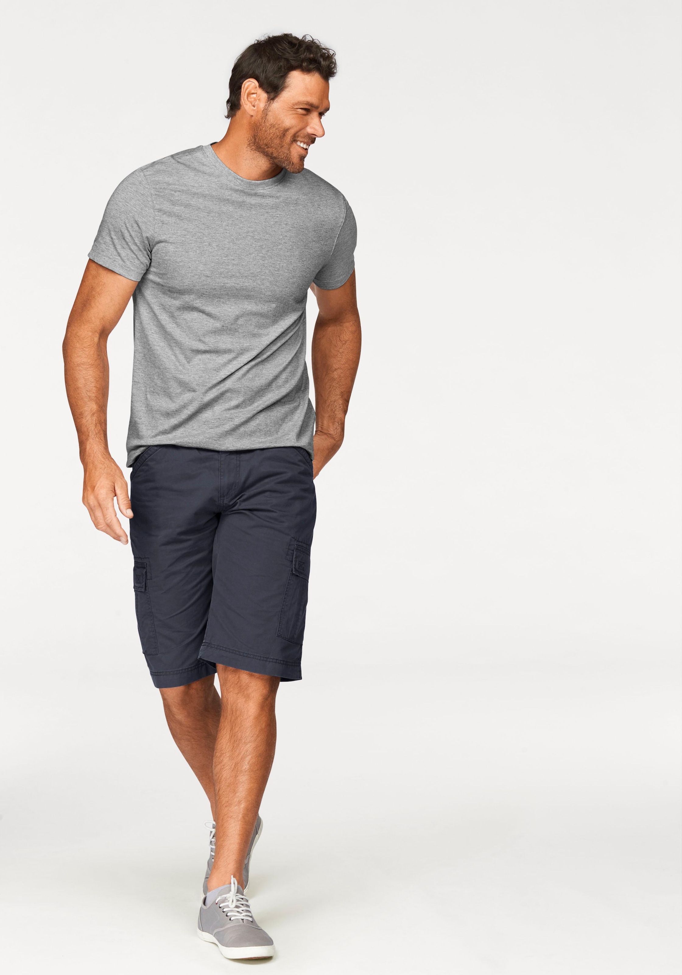 Man's World T-Shirt »neue Farben!«, (3er-Pack), Kurzarm, unifarben, Rundhals, aus Baumwolle