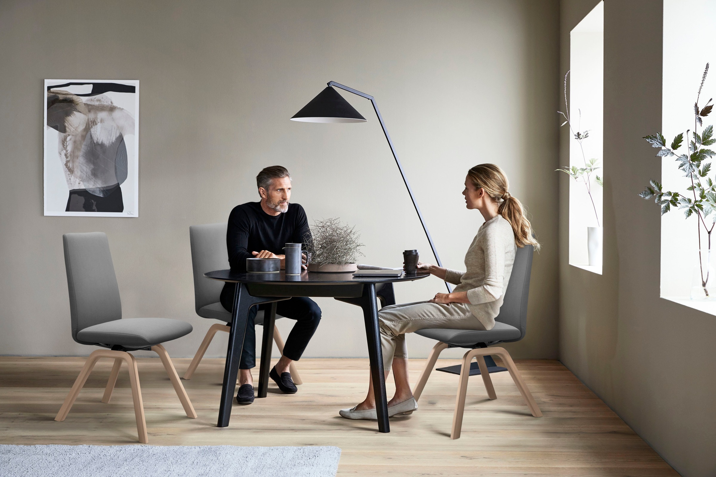 Stressless® Polsterstuhl »Laurel«, Microfaser DINAMICA, Low Back, Größe L, mit schräggestellten Beinen in Eiche natur