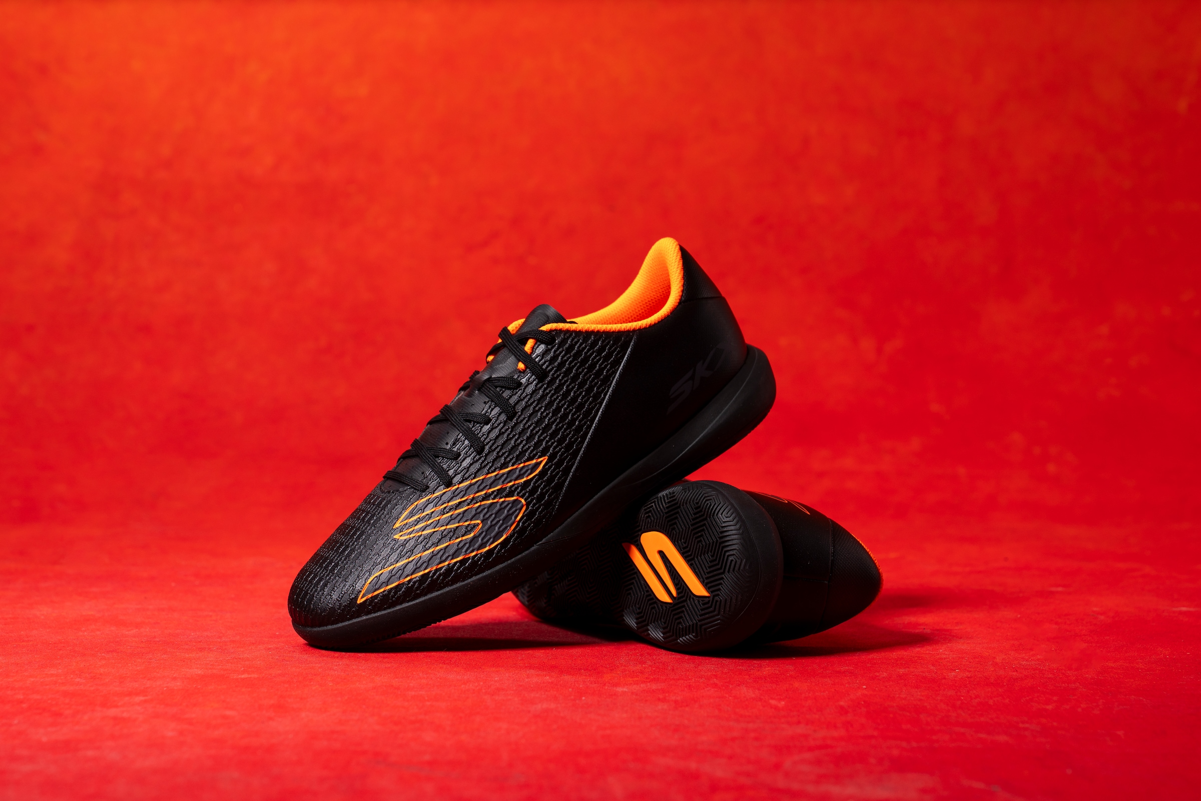 Skechers Fußballschuh »CLUB IC, Go Soccer Mens, Skechers Skx_2 Club Ic«  Hallenfußballschuh mit leichter Skechers Move Foam™-Dämpfung