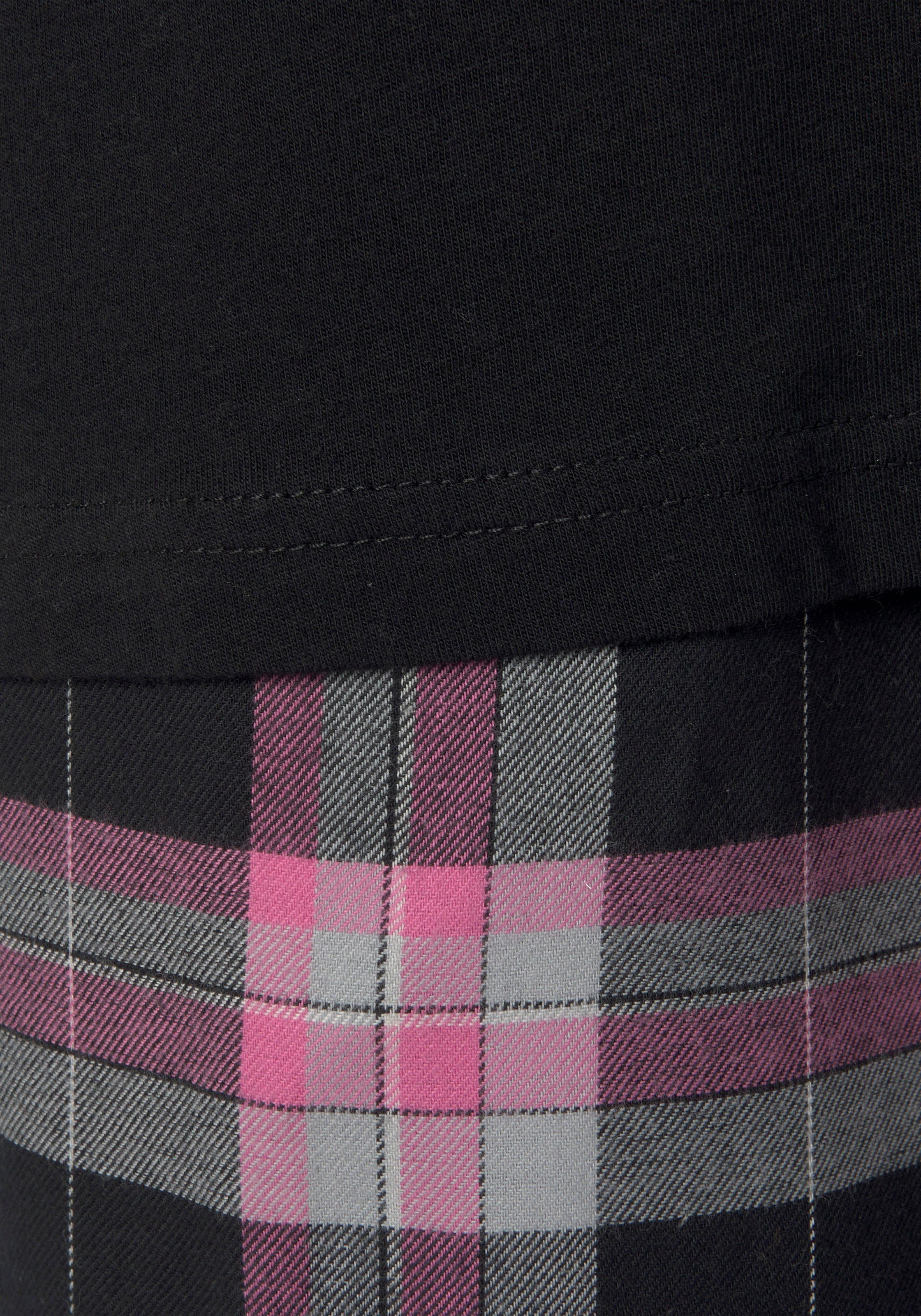 Vivance Dreams Pyjama 2-teilig, 2 tlg. aus kuschelig weichem Flanell