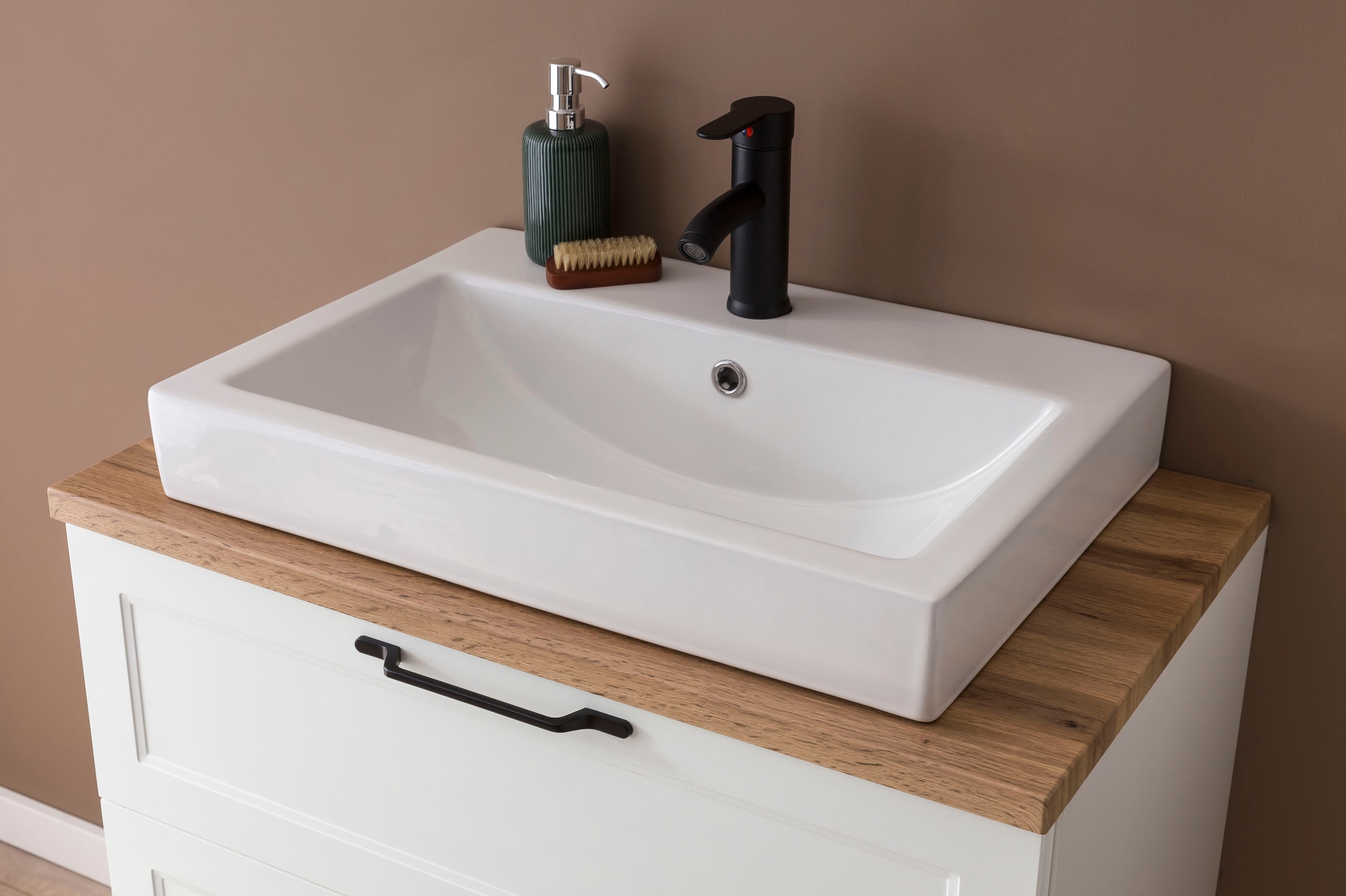 welltime Waschtisch »Lana«, Badmöbel inkl. Waschbecken, 80 cm breit