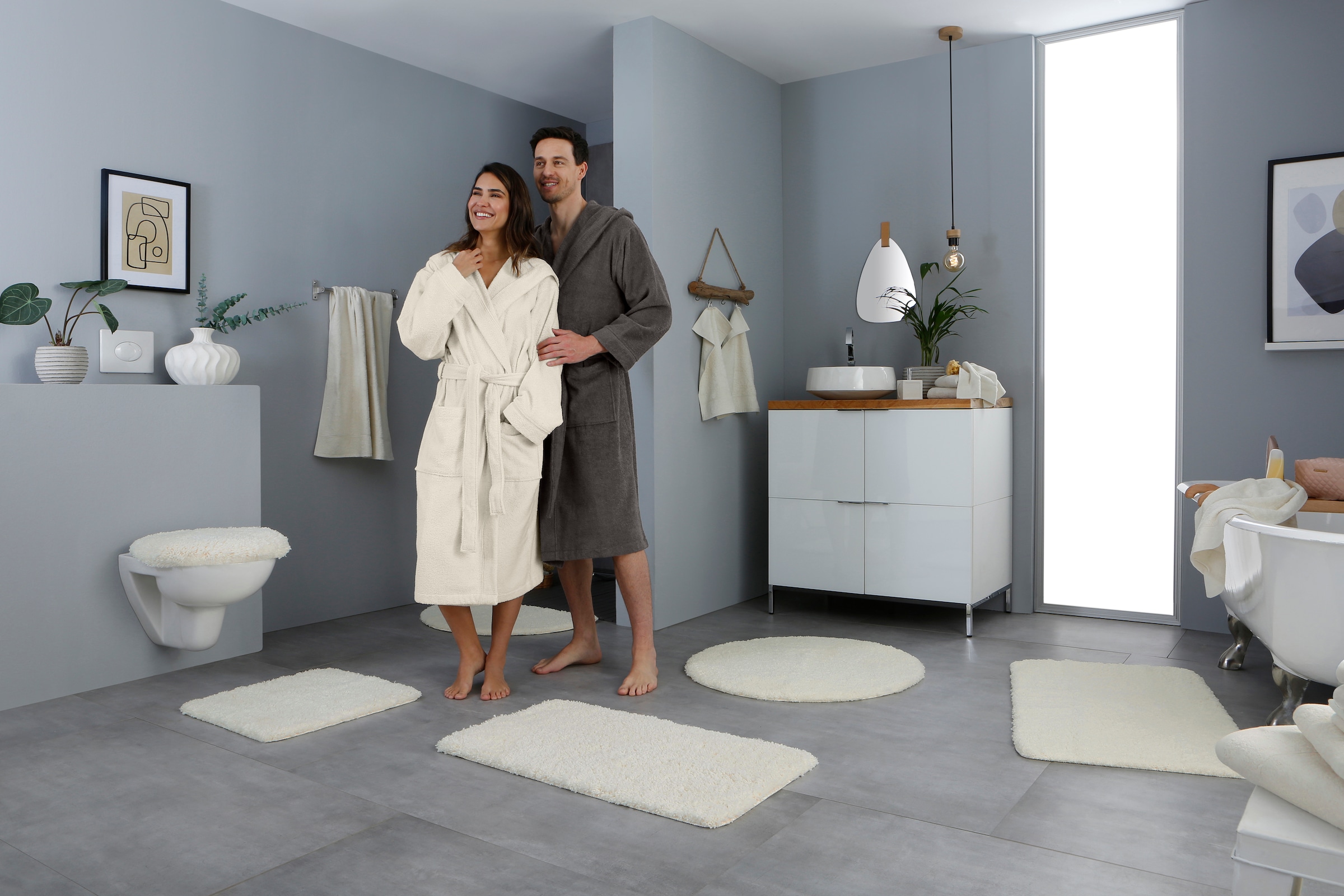 my home Badematte »Sanremo, Badvorleger, Badezimmer Teppich, sehr weich«, rutschhemmend beschichtet, fußbodenheizungsgeeignet-schnell trocknend, Badteppich, unifarben, rechteckig, rund & als 3-tlg. Set erhältlich