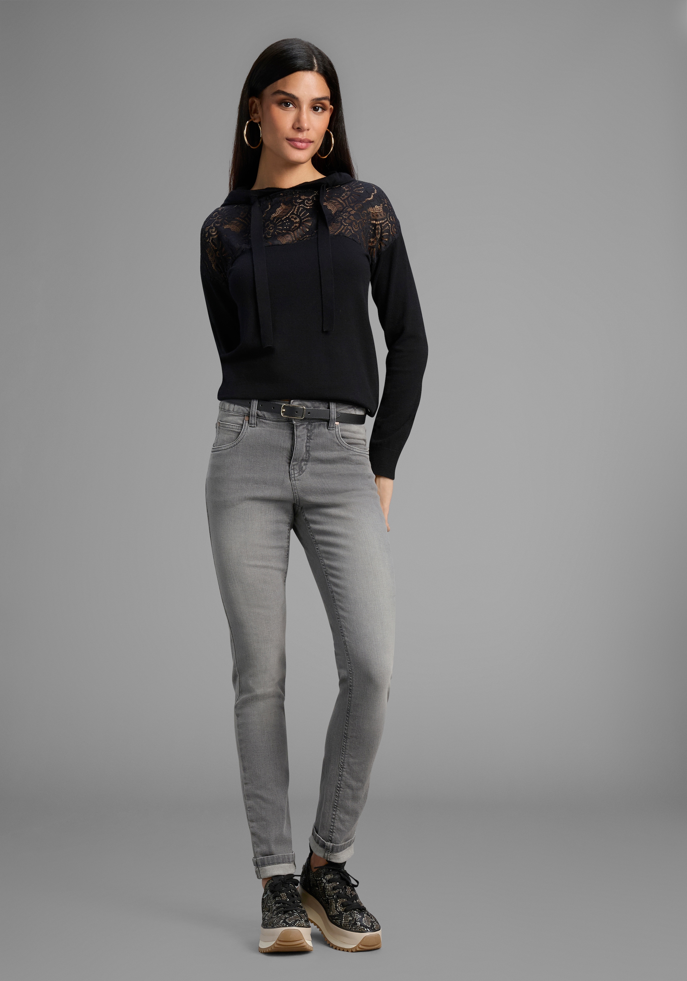 Laura Scott Kapuzenpullover kuscheliger Winterstrick mit femininem Spitzeneinsatz