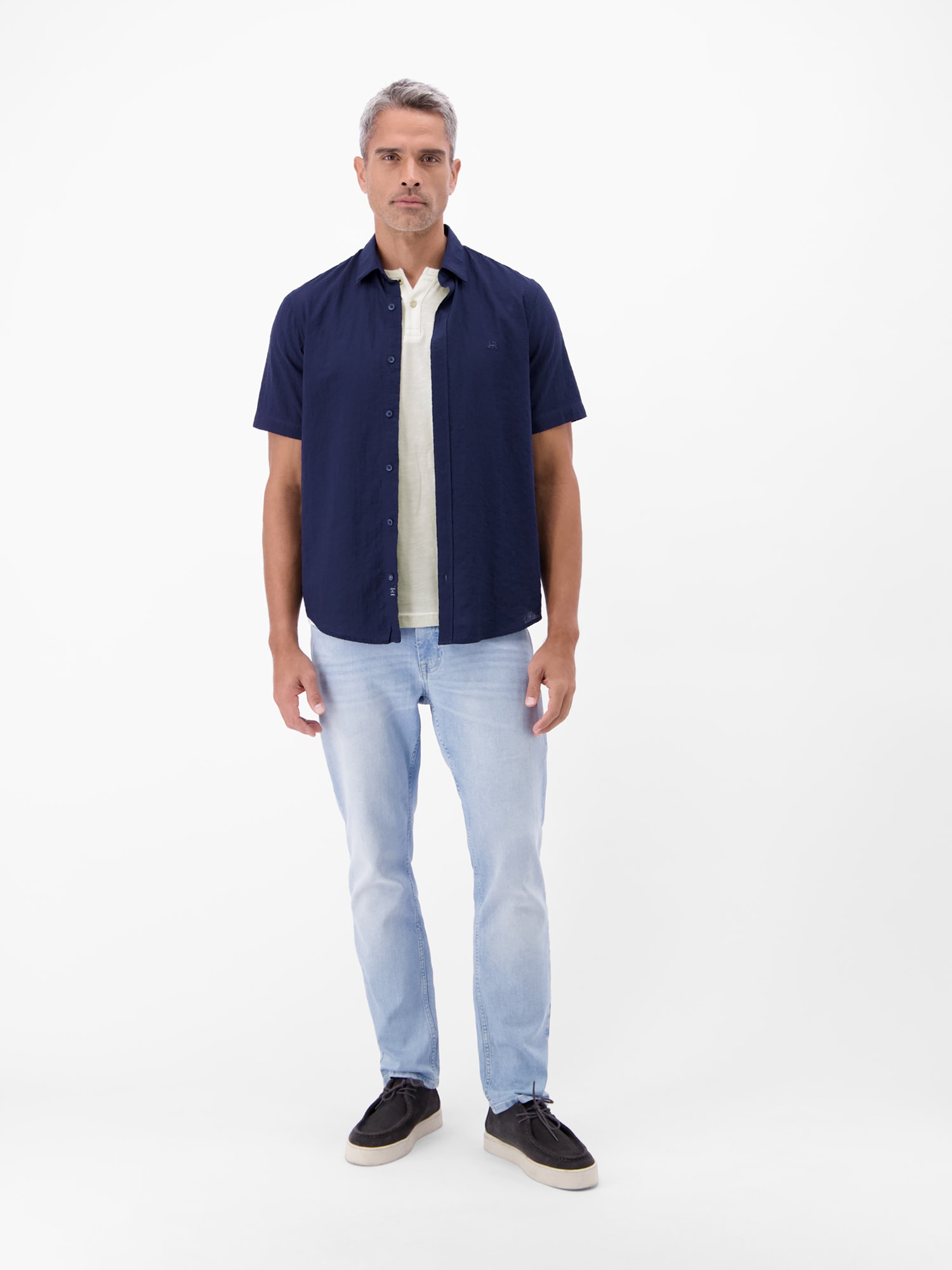 LERROS T-Shirt »T-Shirt mit Rundhalsausschnitt und Knopfleiste«