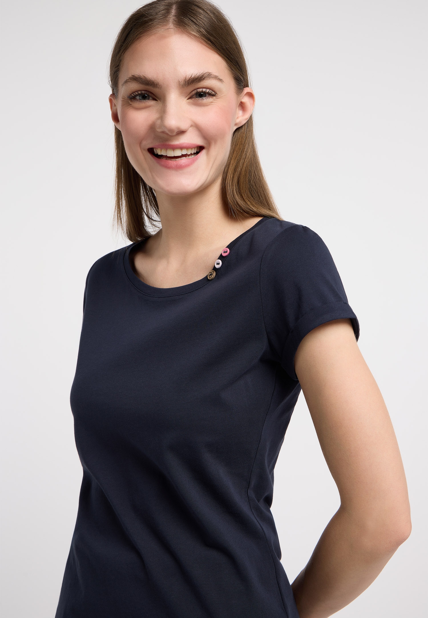 Ragwear Kurzarmshirt »FLLORAH GOTS« Bestseller aus Single Jersey mit softem Finish und Knöpfen