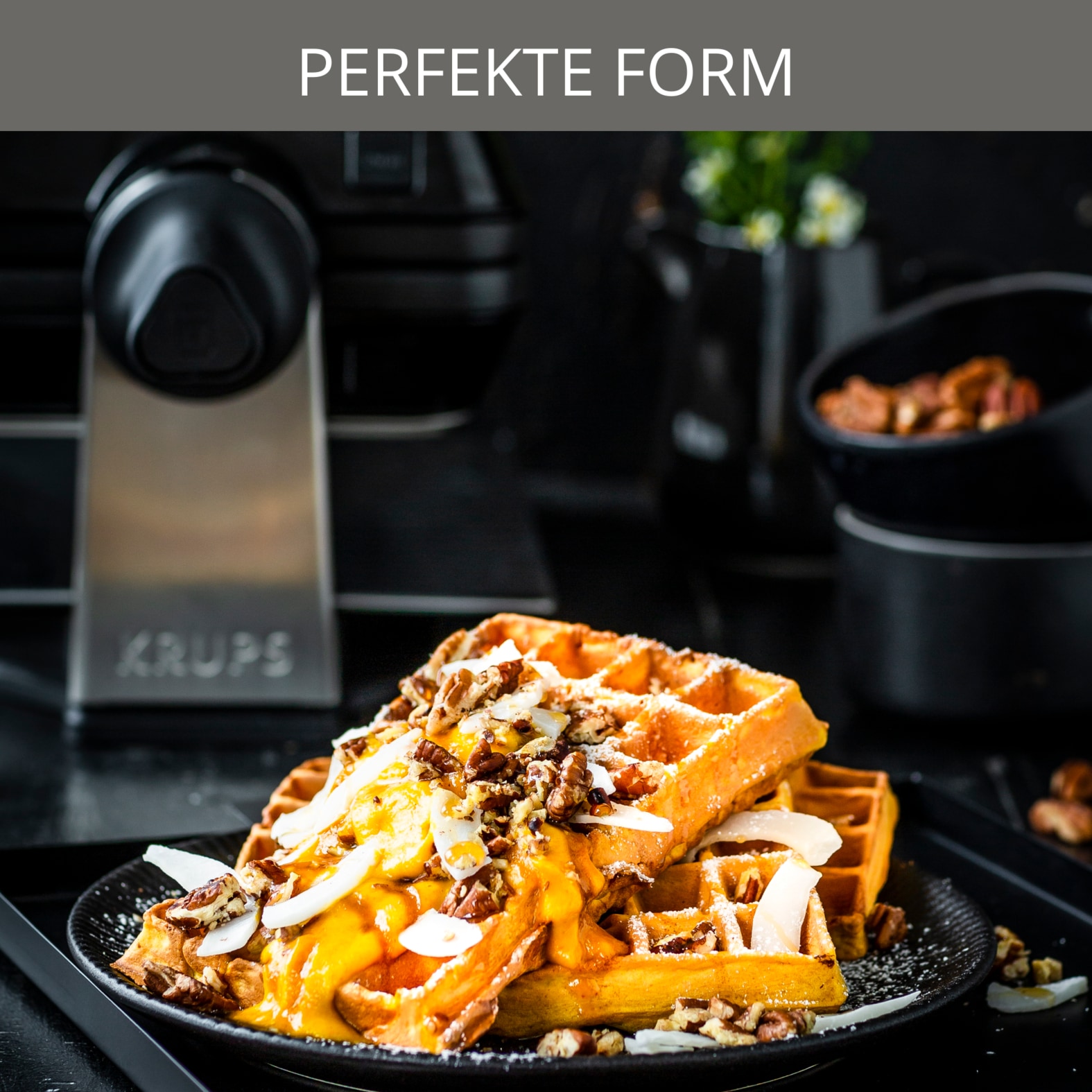 Krups Waffeleisen »Professional, für 2 dicke Waffeln, spülmaschinengeeignete Platten«, 1200 W, 7 Bräunungsstufen und Vorheizfunkion, drehbar, Auffangschale, FDD95D