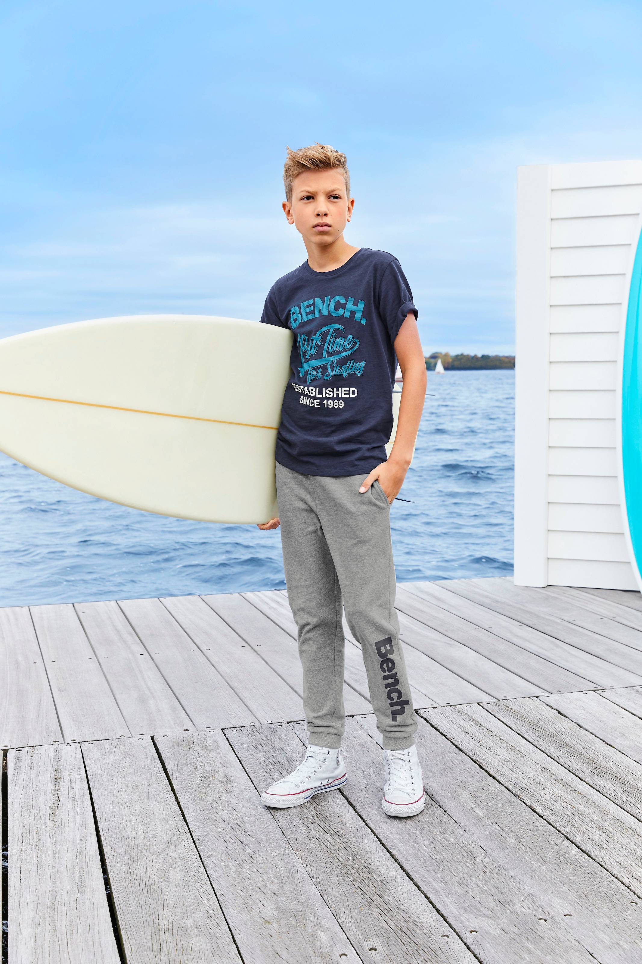 T-Shirt bei Bench. time for OTTO surfing« »Best