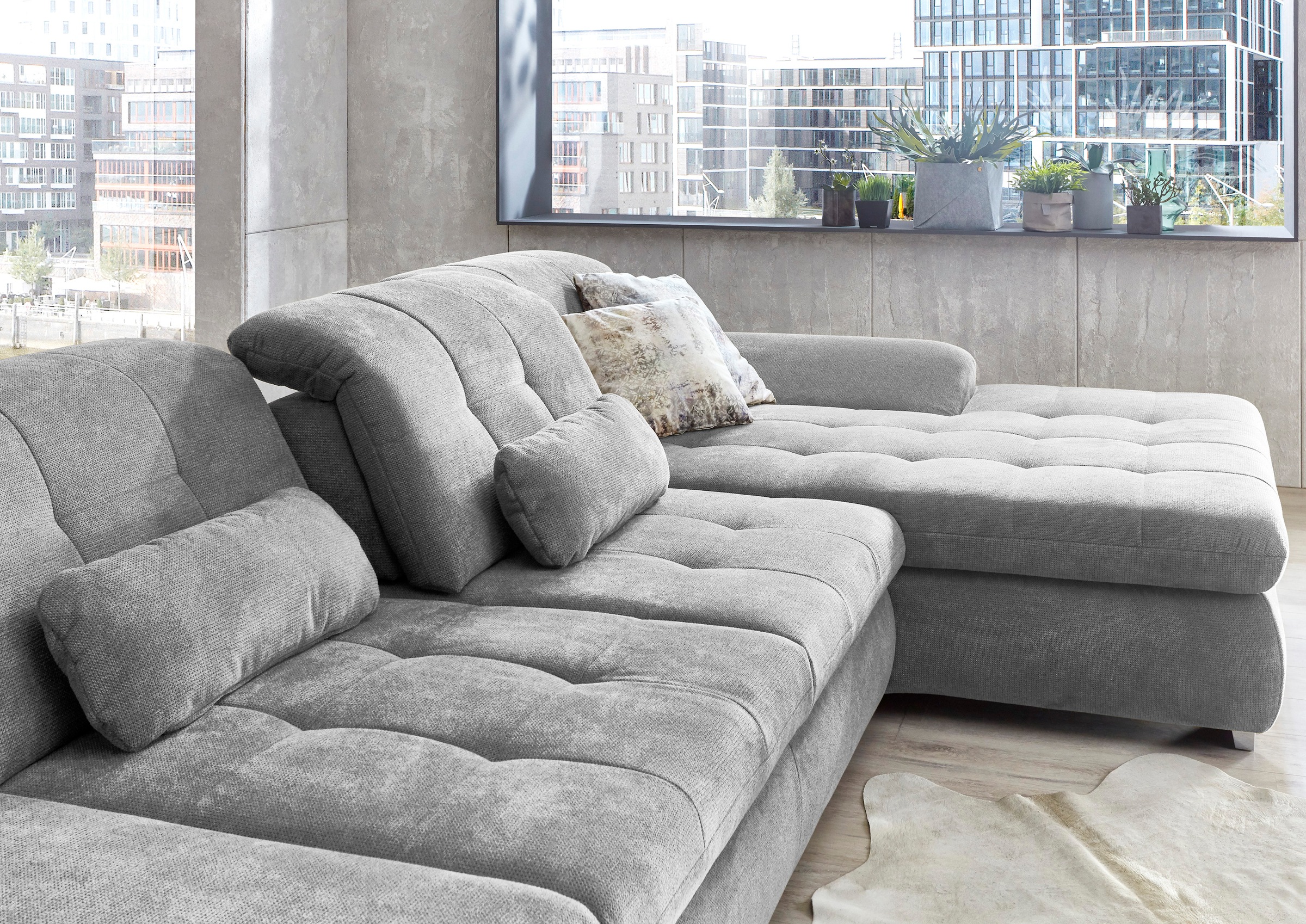 Die PlanBar Ecksofa »MP-IN17004 L-Form«, wahlweise mit Bettfunktion, Sitztiefen- und Kopfteilverstellung