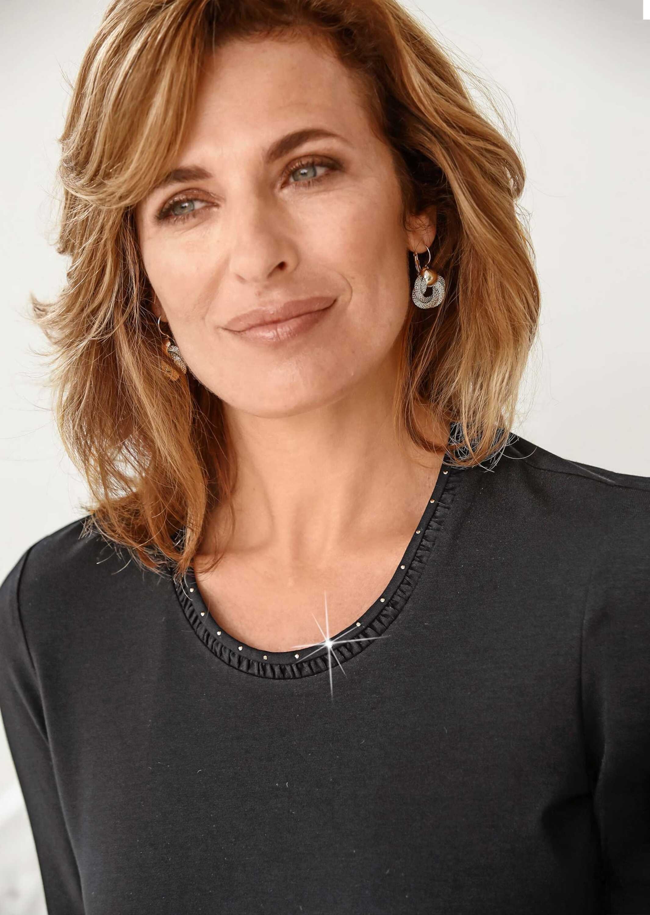 GOLDNER 3/4-Arm-Shirt »Geschmücktes Rundhalsshirt aus Pima-Baumwolle« Mit Schmucksteinchen veredelt