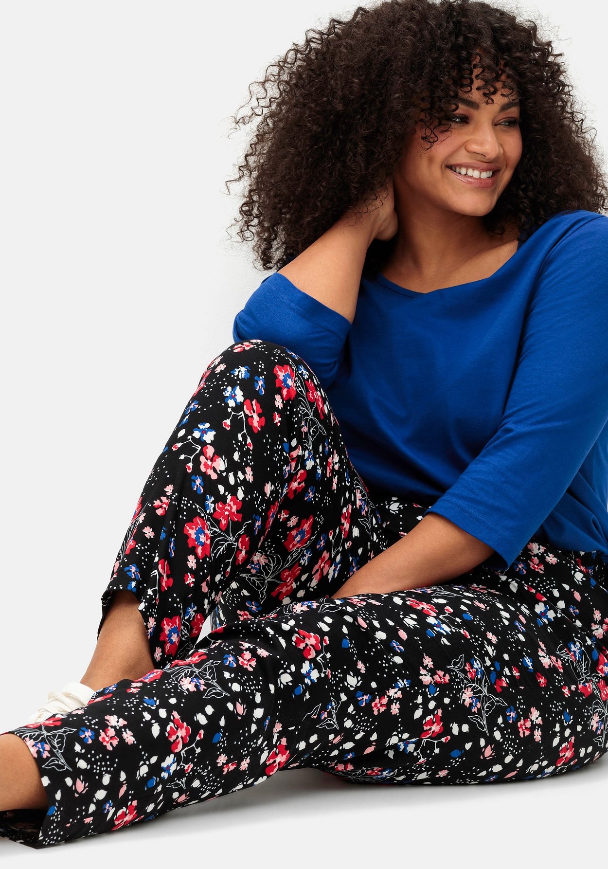 Sheego Schlupfhose »Hose mit Blumenprint«