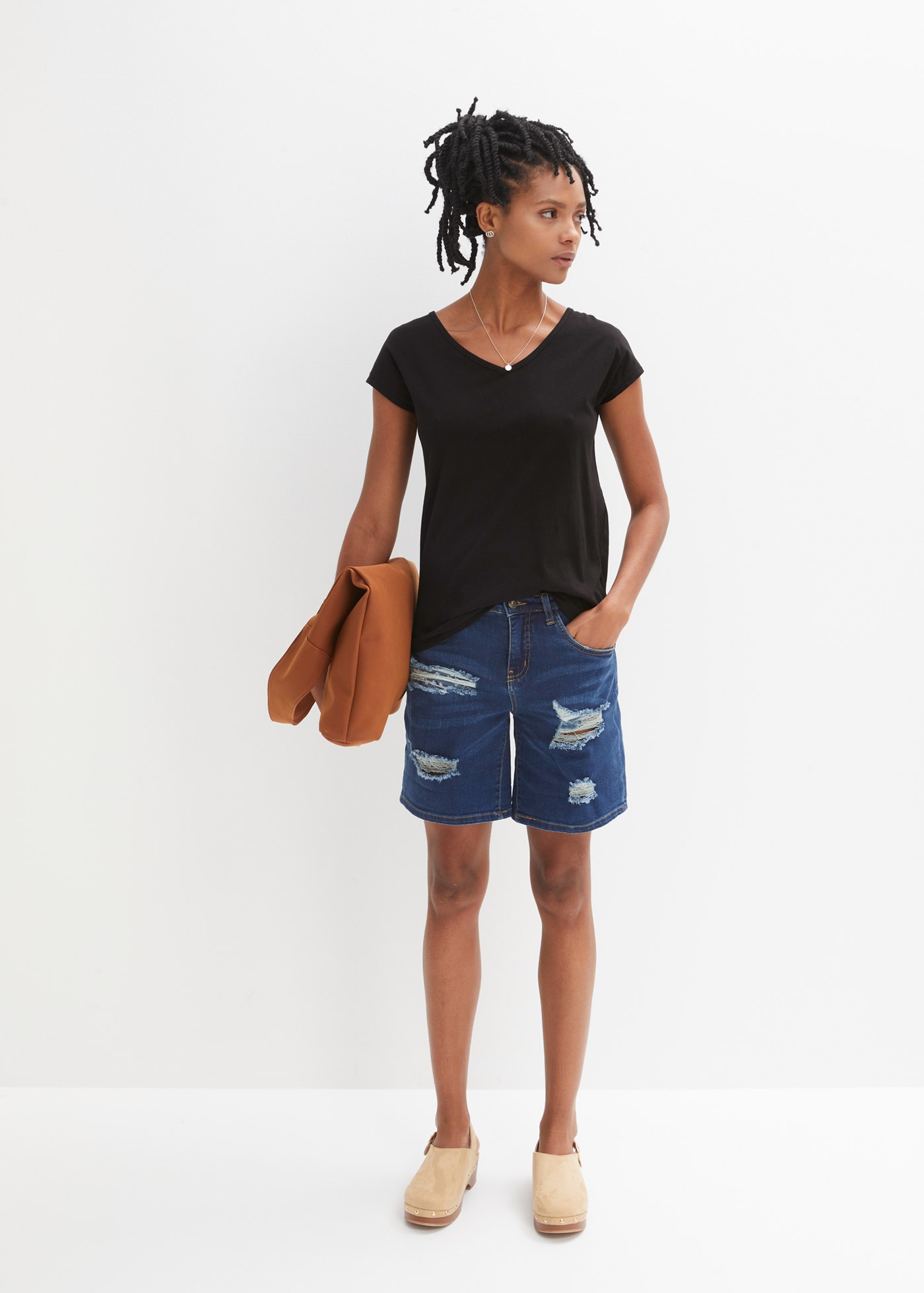 bonprix T-Shirt lockere Passform, mit V-Ausschnitt, mit coolem Rückendetail