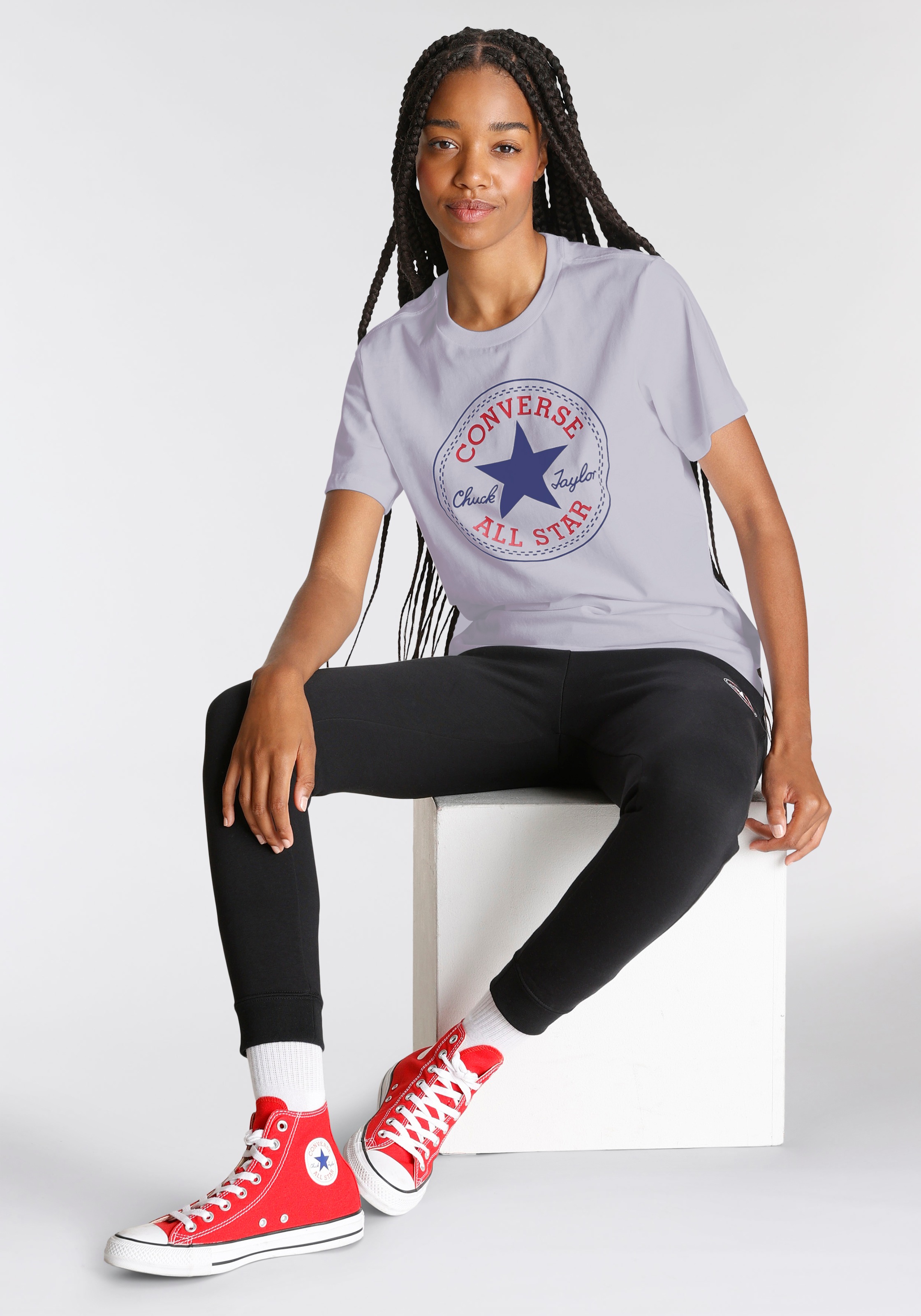 Converse T-Shirt »UNISEX CONVERSE GO-TO ALL STAR PATCH LOGO STANDARD FIT T-SHIRT«, (1 tlg.)