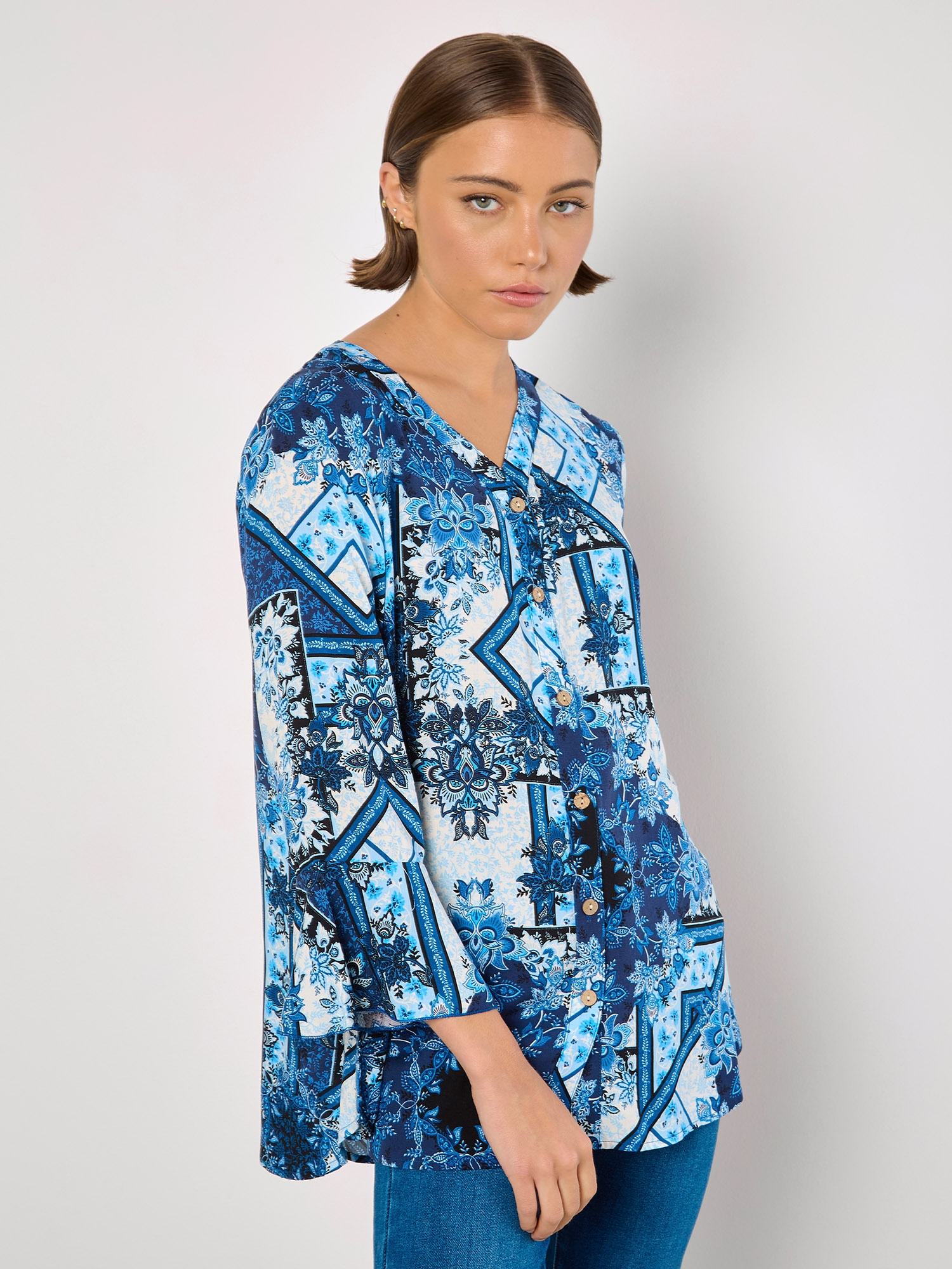 Apricot Blusentop »Bluse mit Schaldruck« mit Trompetenarmen