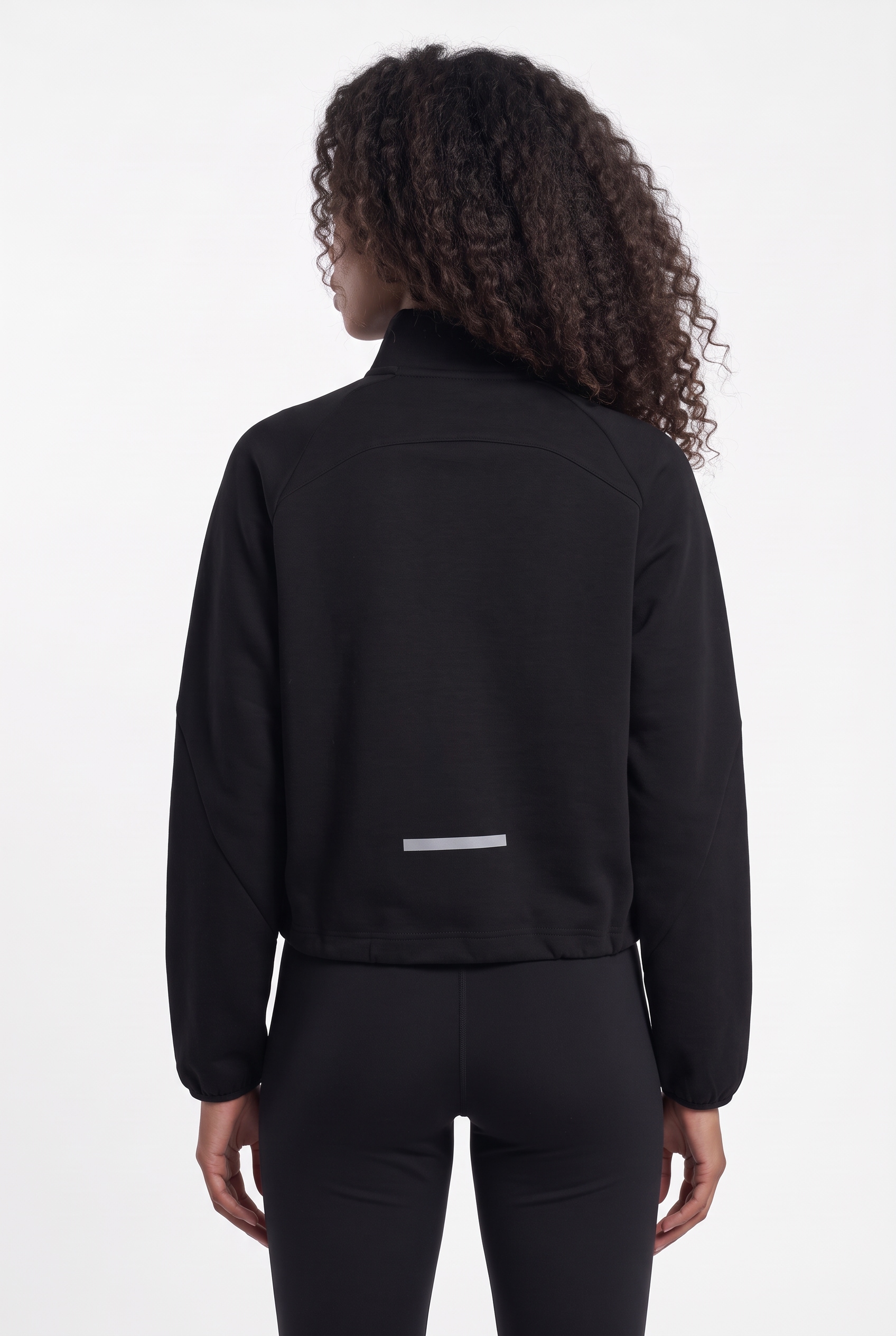 hummel Sweater »HMLTECH FLEECE WOMEN BOXY HALF ZIP«, mit reflektierenden Logodetails, aus Baumwolle, Polyester und Elasthan
